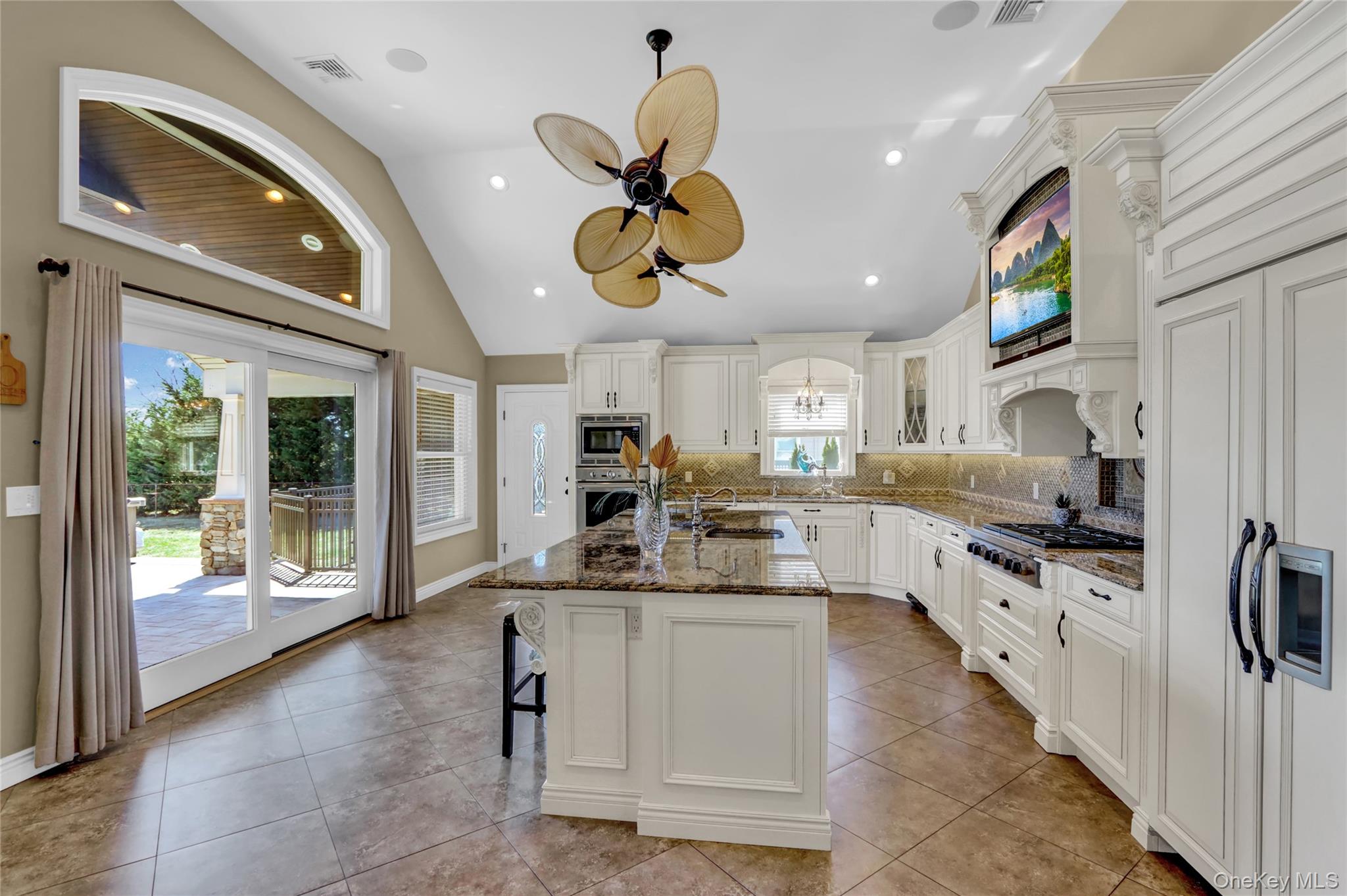 #13 photo, 241 Willetts Lane, サフォーク郡 West Islip , NY 11795