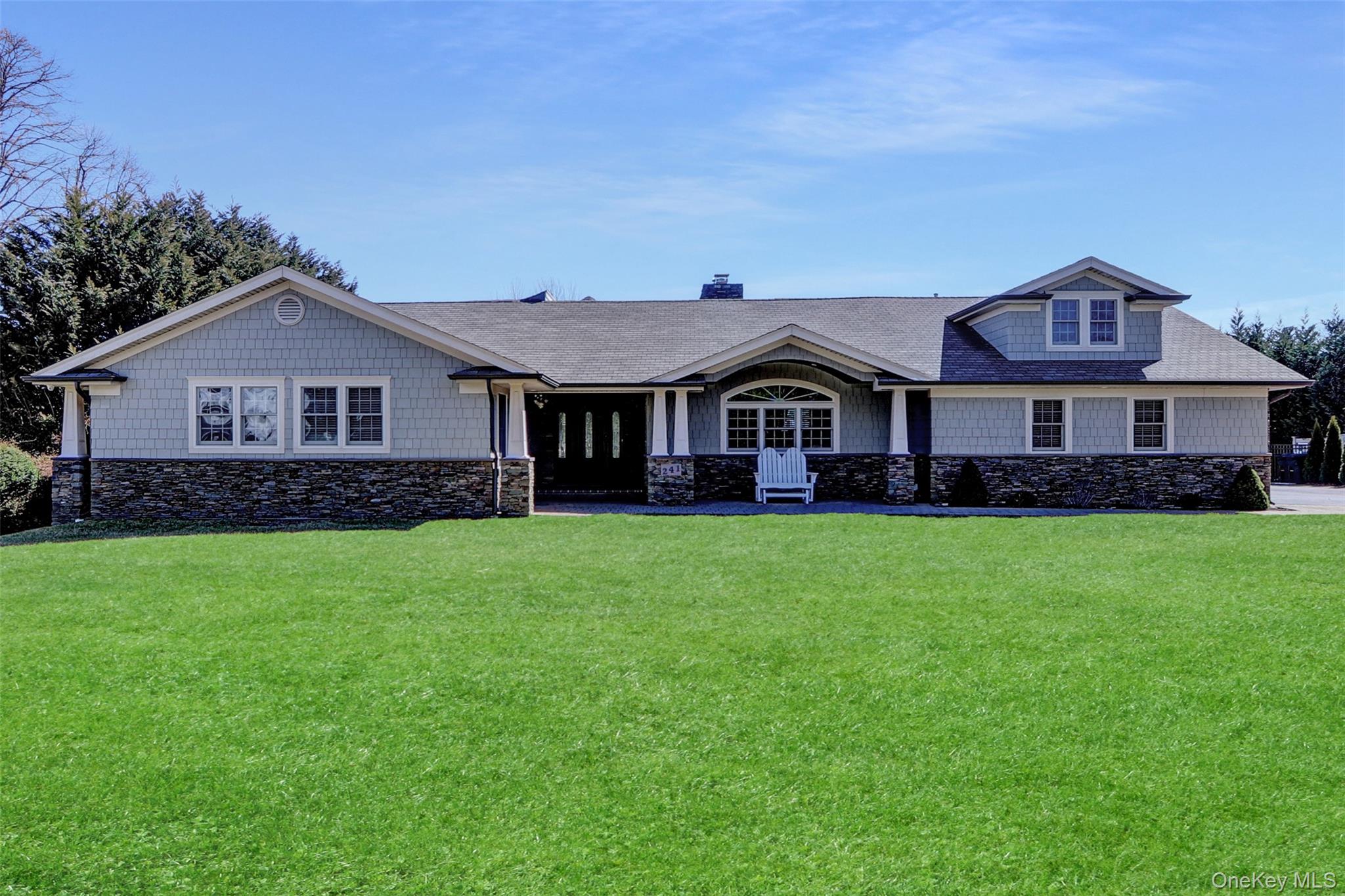 #4 photo, 241 Willetts Lane, サフォーク郡 West Islip , NY 11795