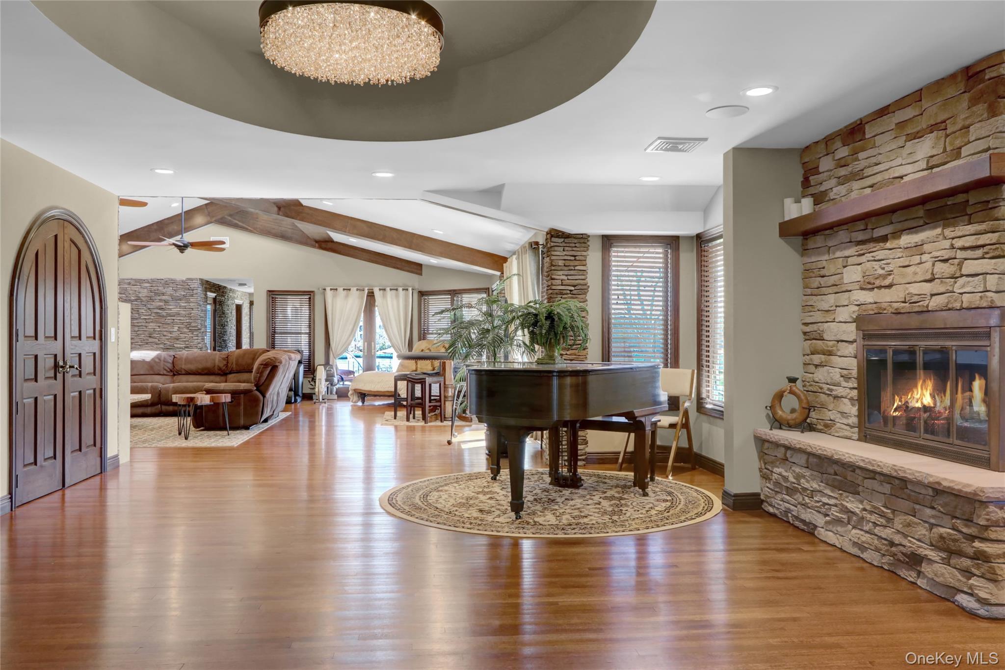 #8 photo, 241 Willetts Lane, サフォーク郡 West Islip , NY 11795