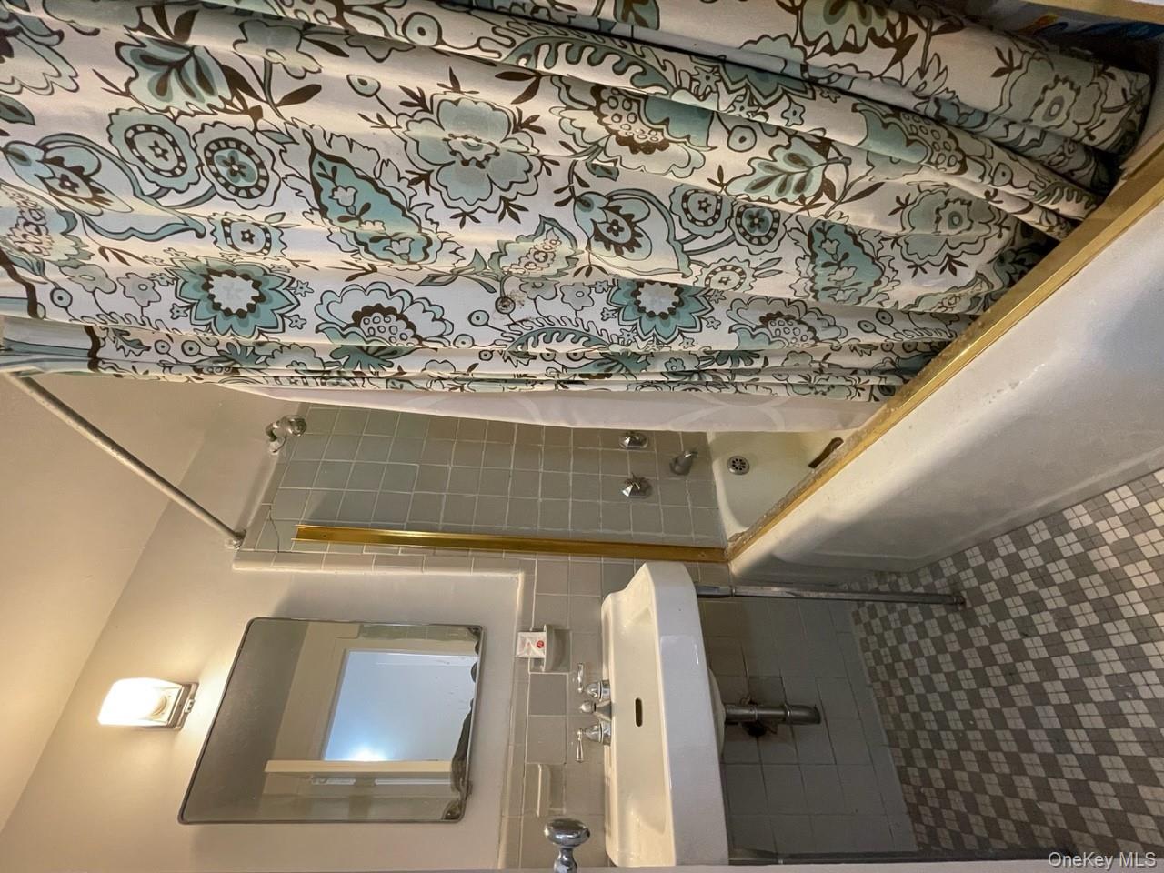 #11 photo, 3 Fordham Hill Oval, ブロンクス区 Bronx , NY 10458