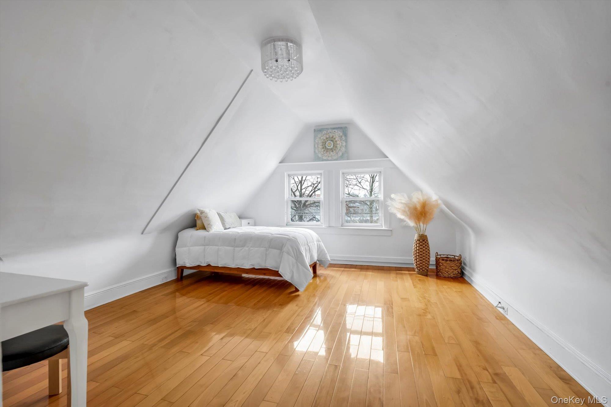 #12 photo, 39-25 Murray Street, クイーンズ区 Flushing , NY 11354