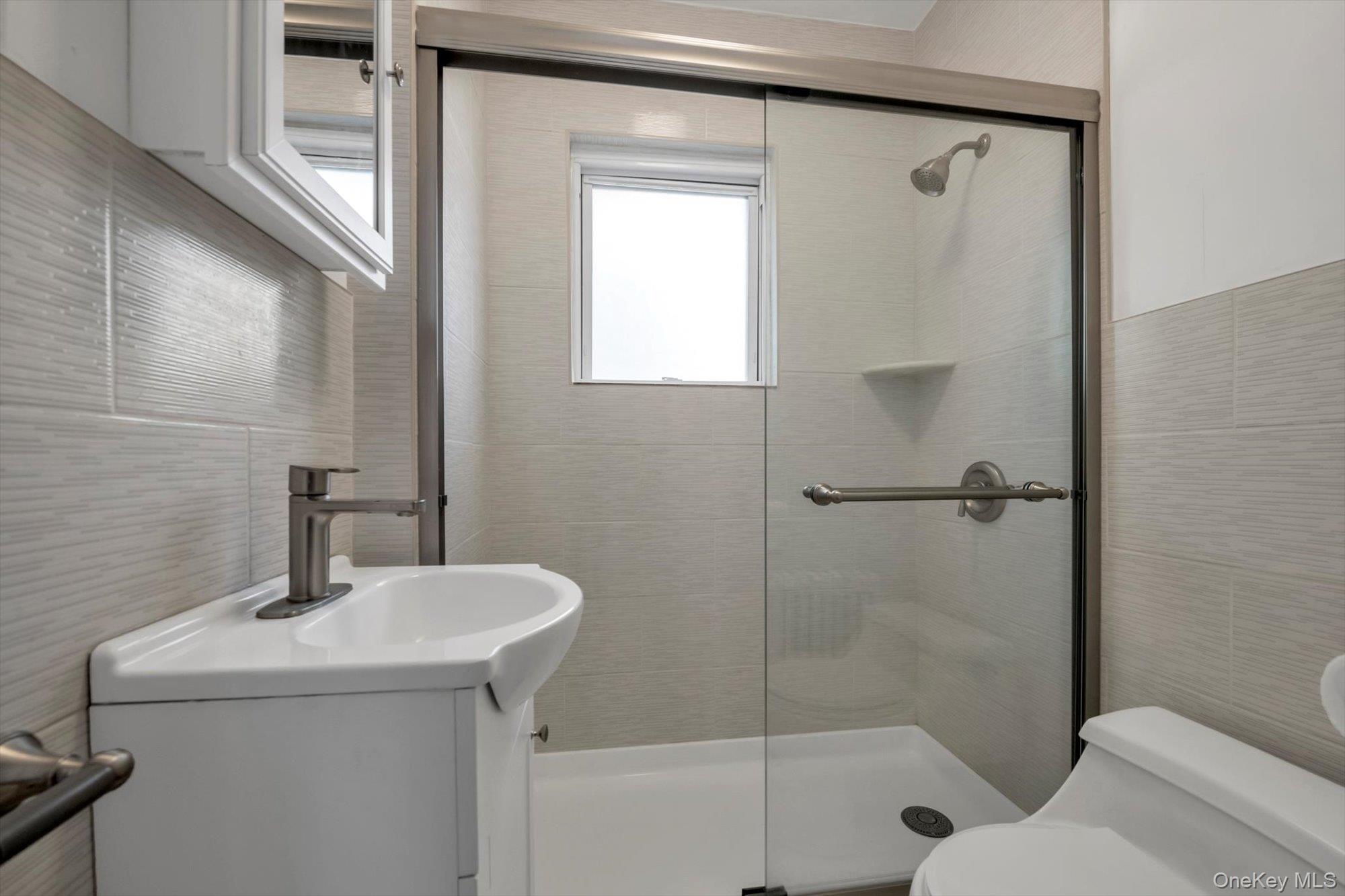 #16 photo, 39-25 Murray Street, クイーンズ区 Flushing , NY 11354