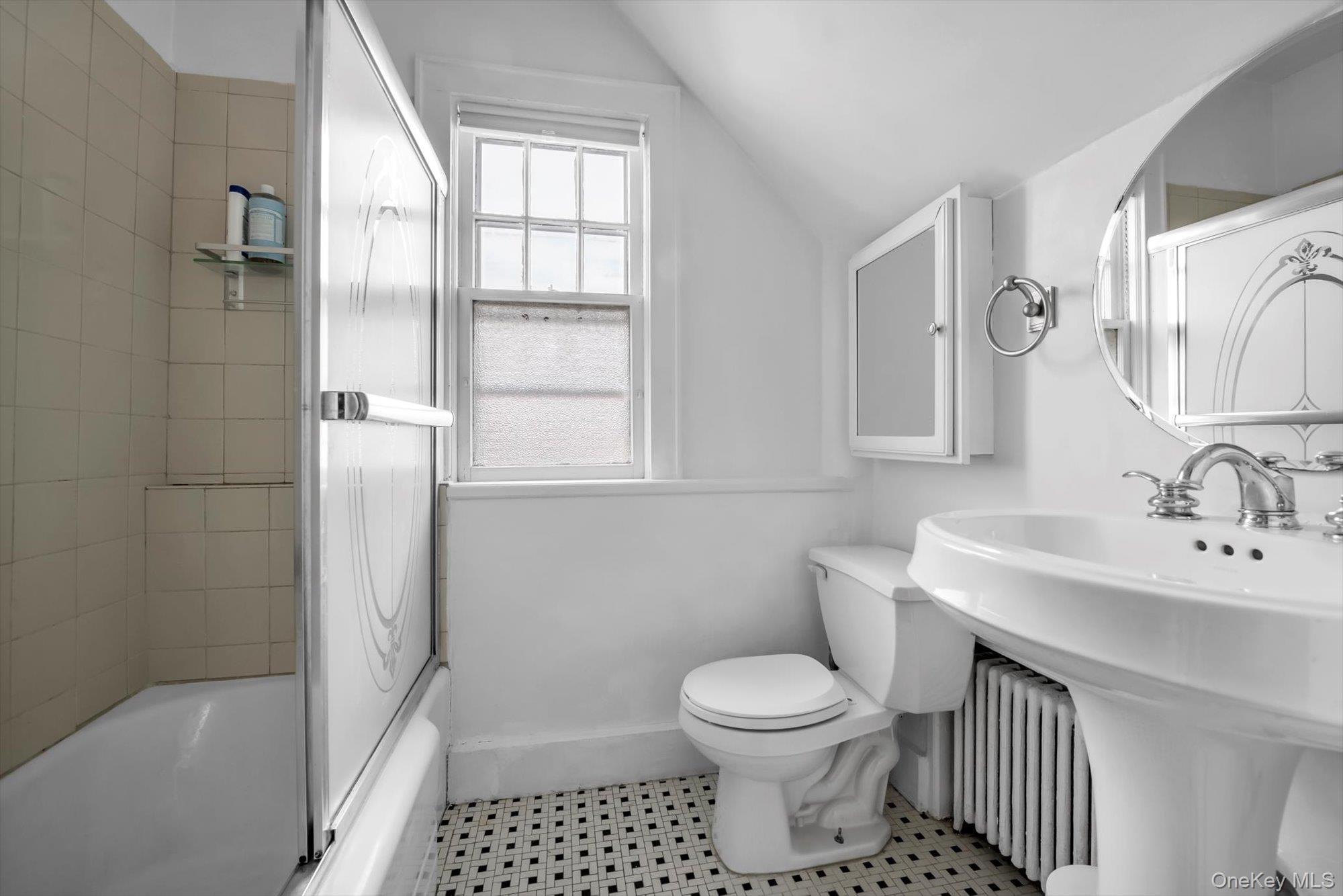 #17 photo, 39-25 Murray Street, クイーンズ区 Flushing , NY 11354