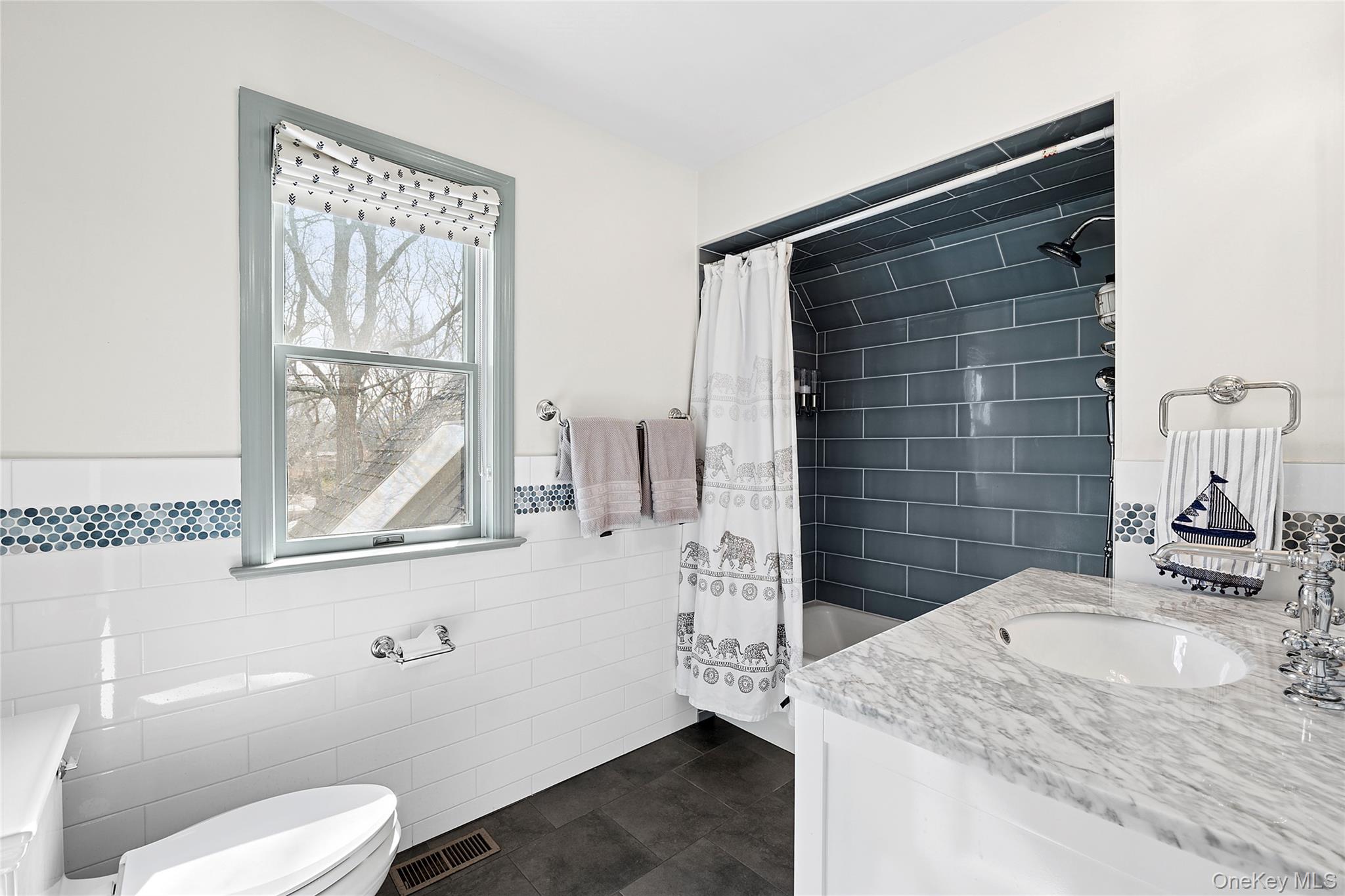 #12 photo, 14 Towhee Trail, サフォーク郡 East Hampton , NY 11937