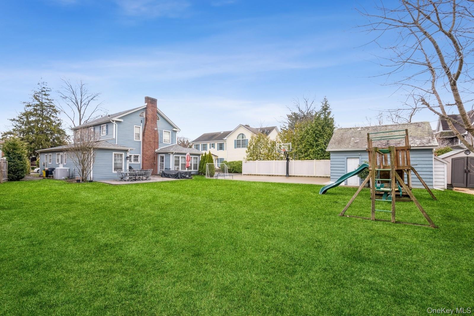 #18 photo, 67 Briarwood Lane, ナッソー郡 Lawrence , NY 11559