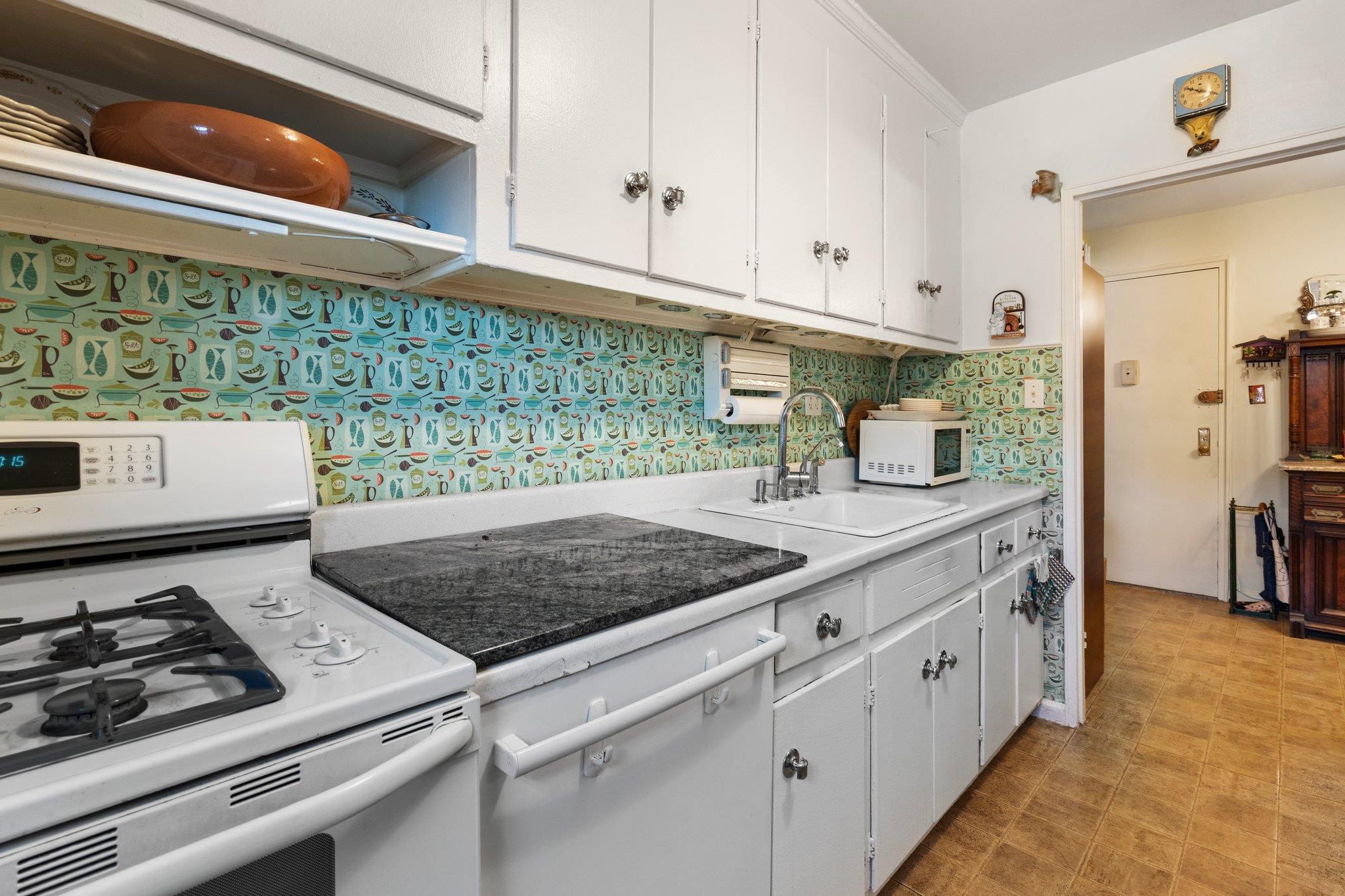 #11 photo, 139-15 83rd Avenue, 皇后區 Briarwood , NY 11435