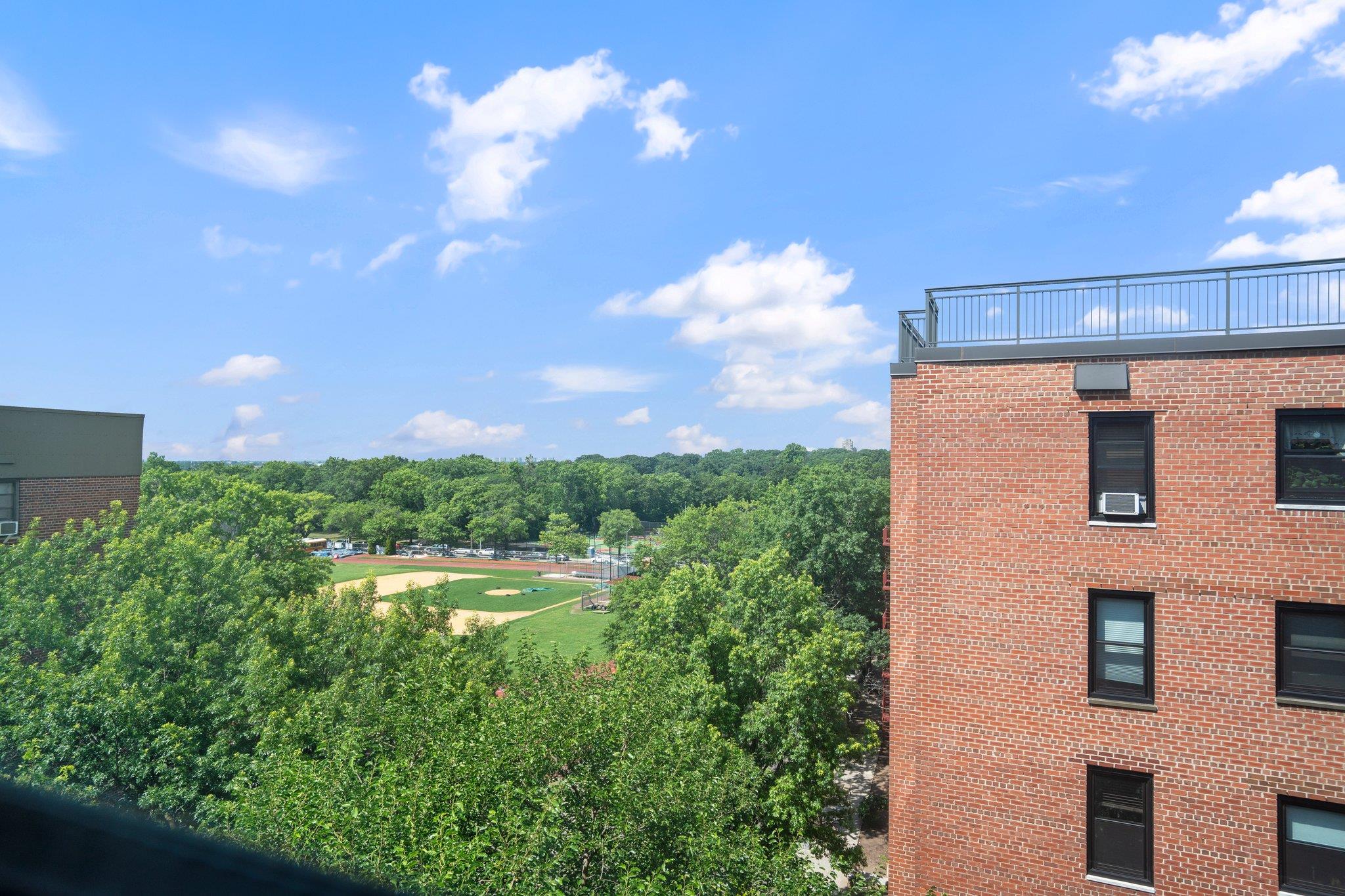 #15 photo, 139-15 83rd Avenue, 皇后區 Briarwood , NY 11435