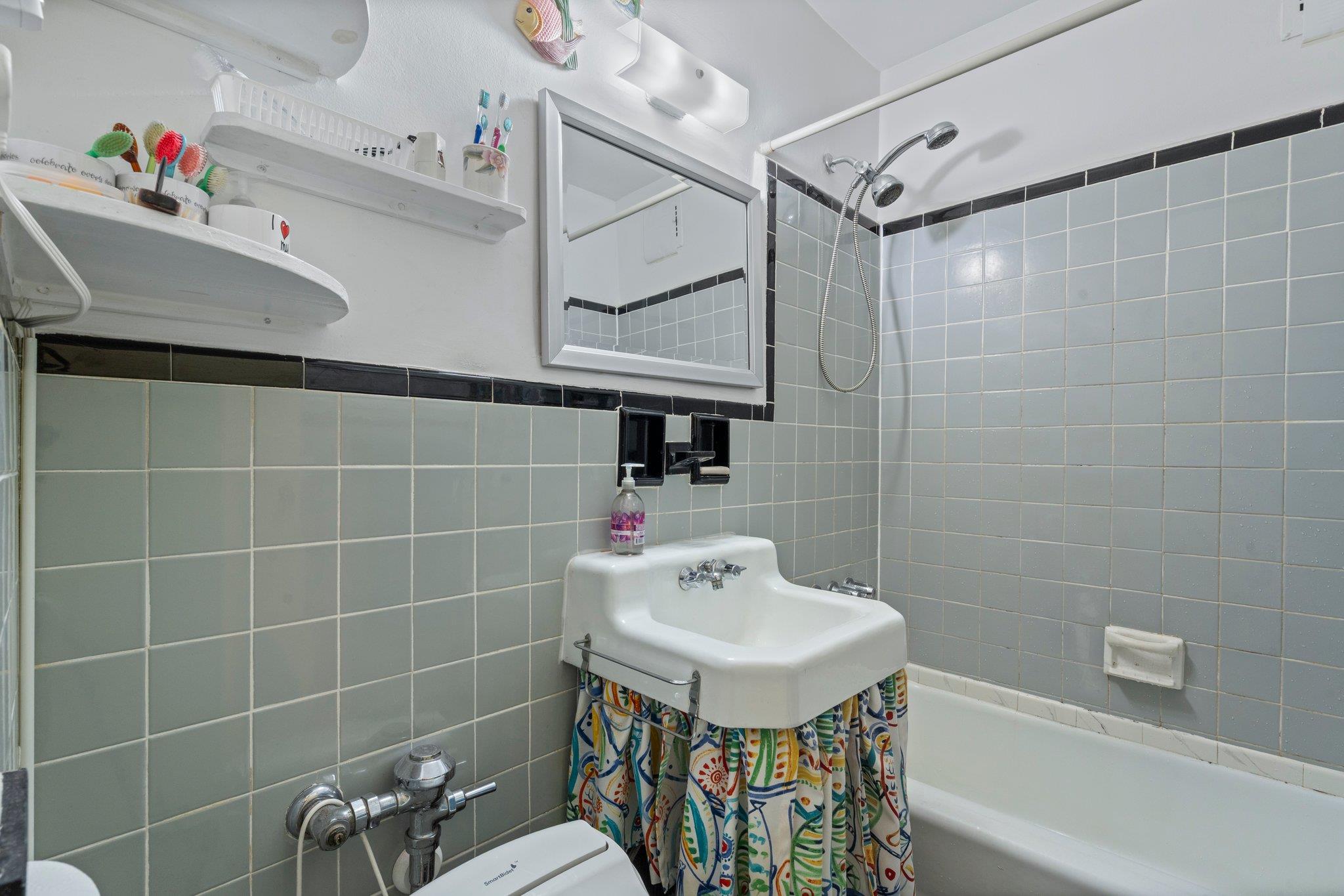 #7 photo, 139-15 83rd Avenue, 皇后區 Briarwood , NY 11435