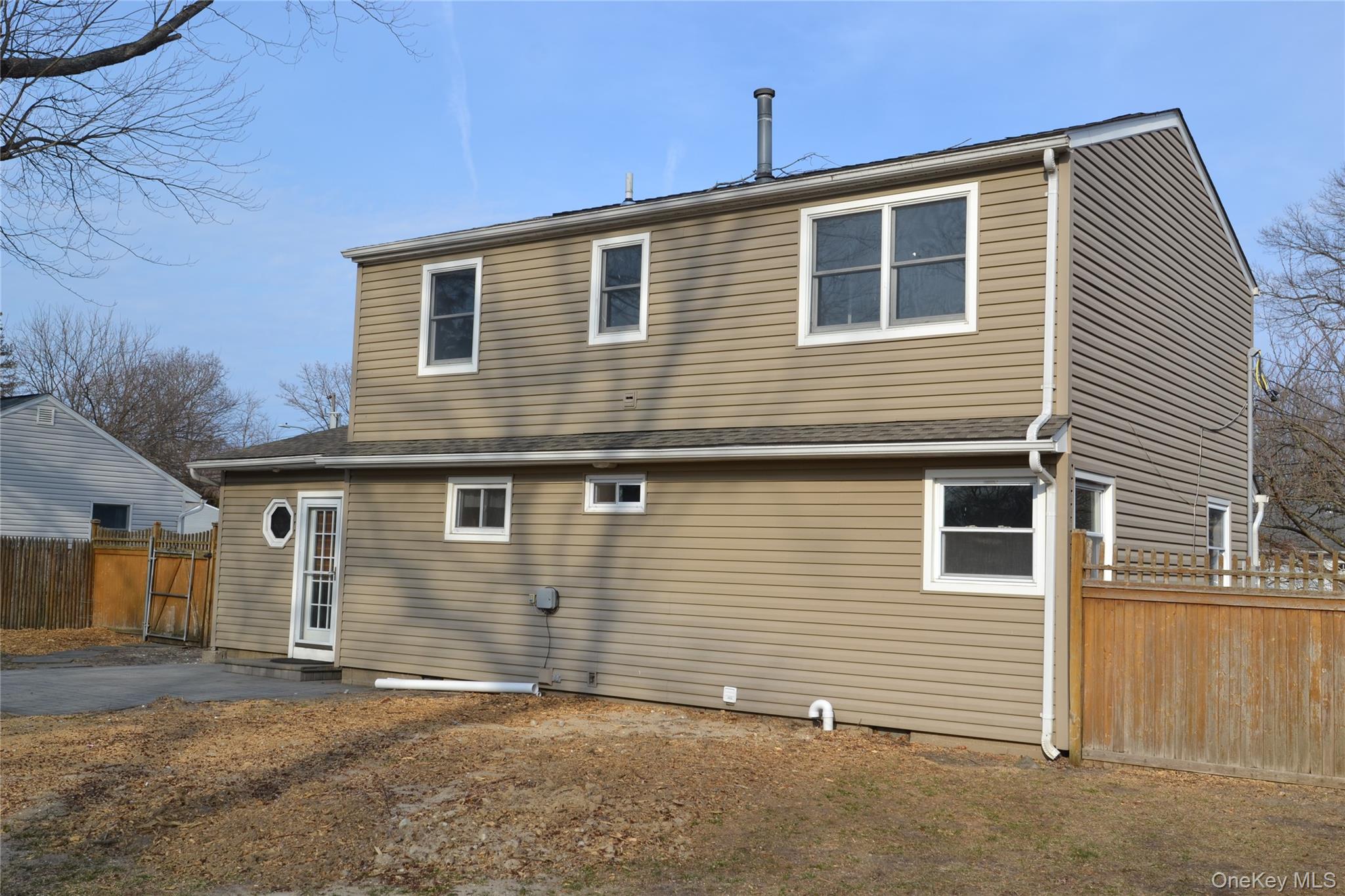 #14 photo, Centereach, サフォーク郡 Centereach , NY 11720