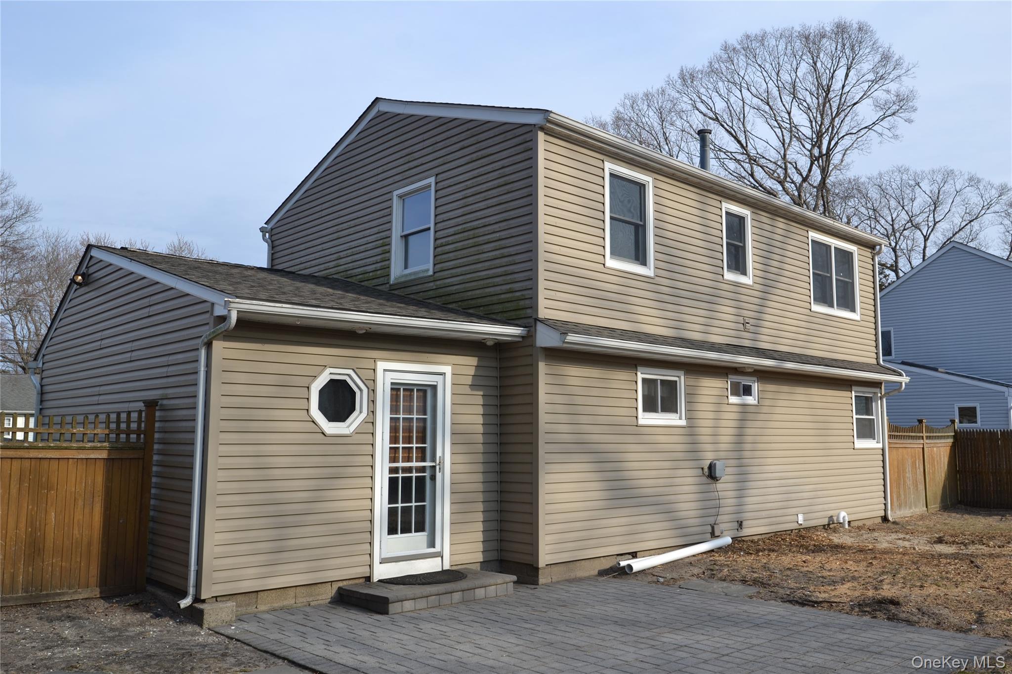 #15 photo, Centereach, サフォーク郡 Centereach , NY 11720