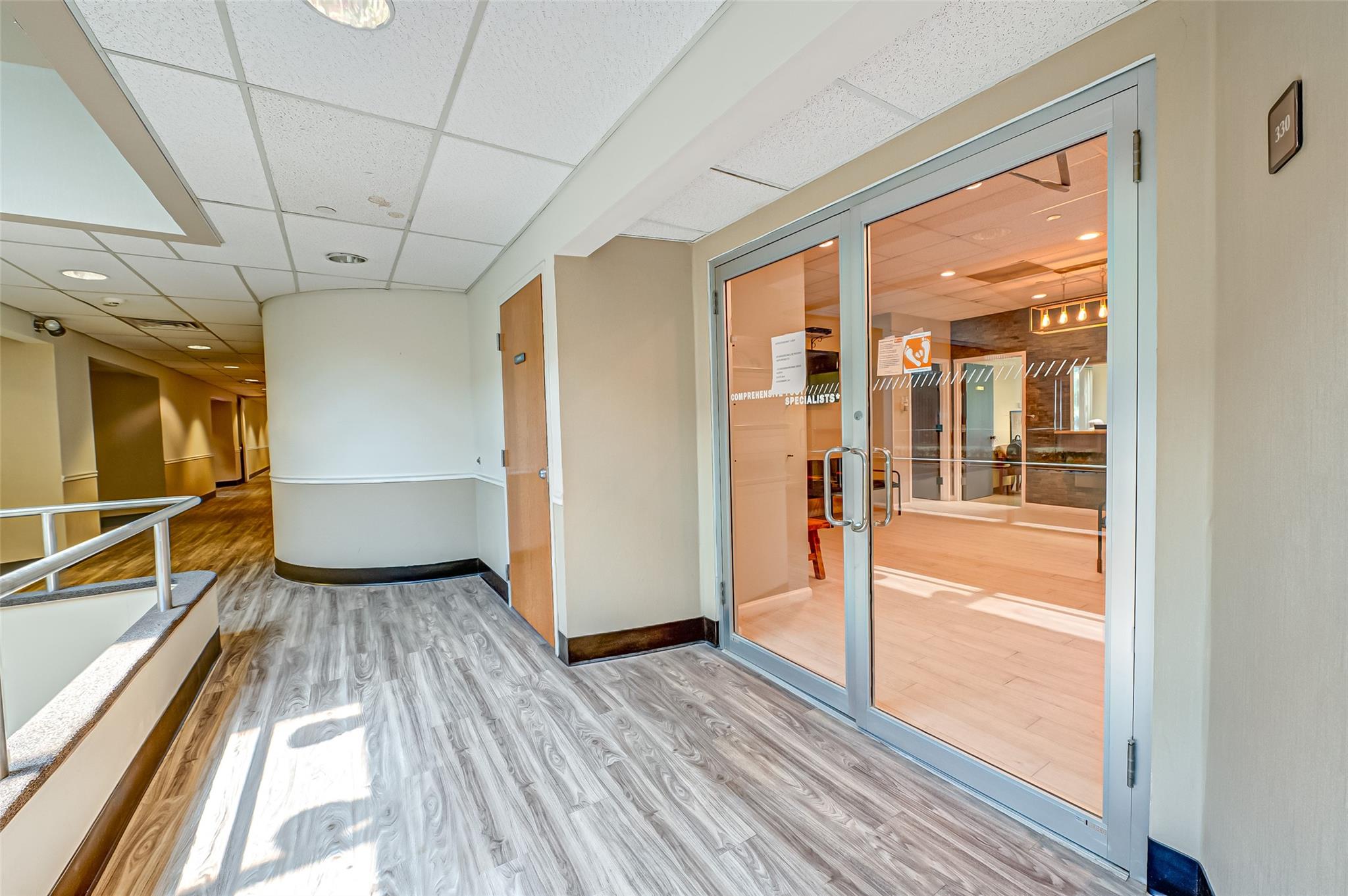 #7 photo, 775 Park Avenue, サフォーク郡 Huntington , NY 11743