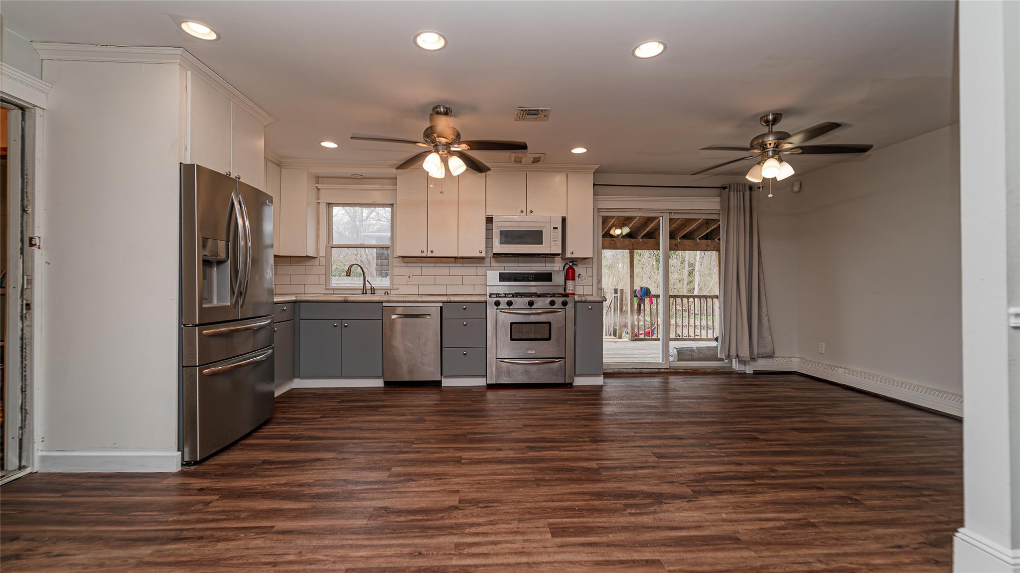 #10 photo, 93 Tyler Avenue, Sound Beach , NY 11789