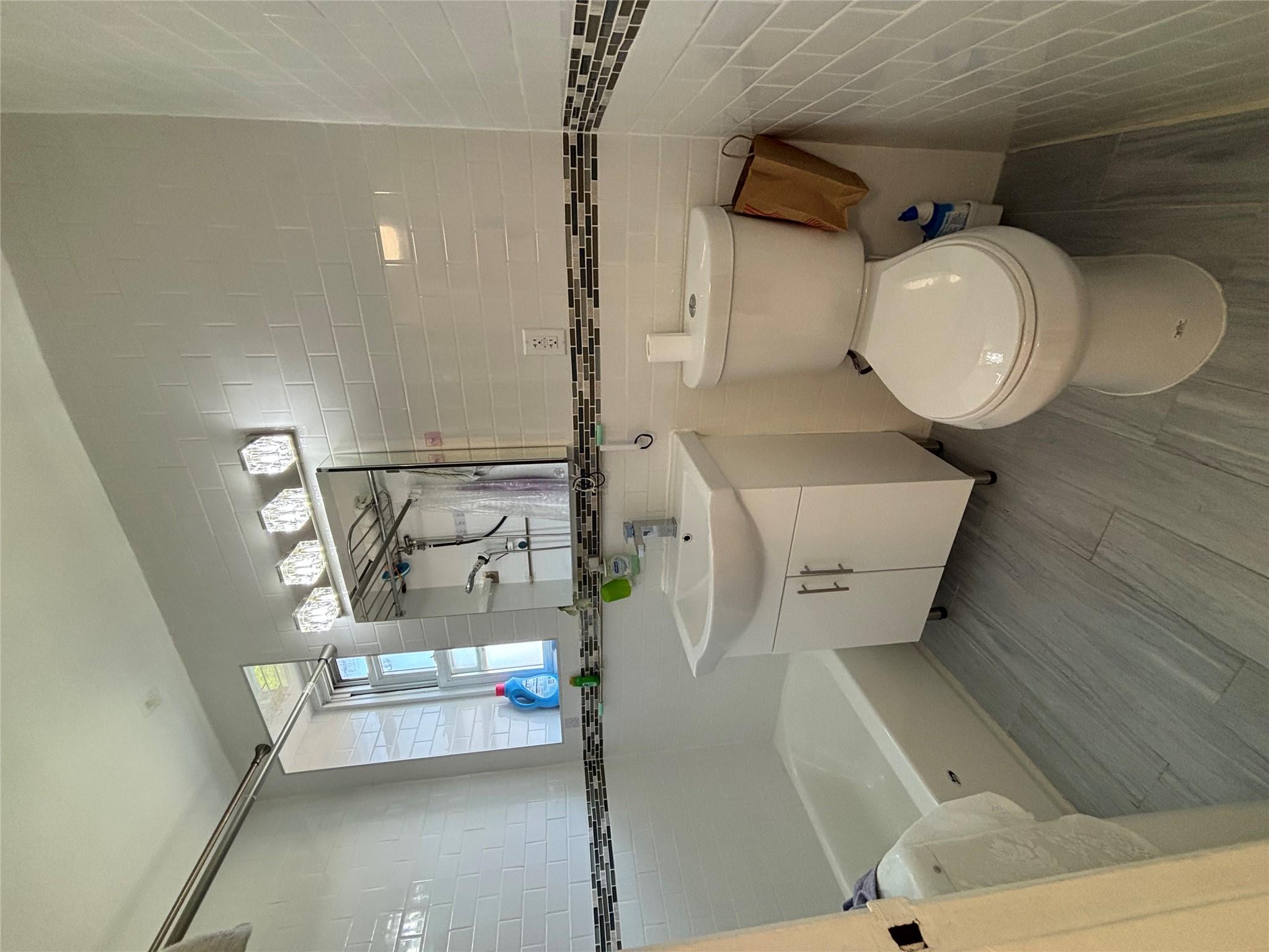 #9 photo, 142-20 41 Avenue, Flushing , NY 11355