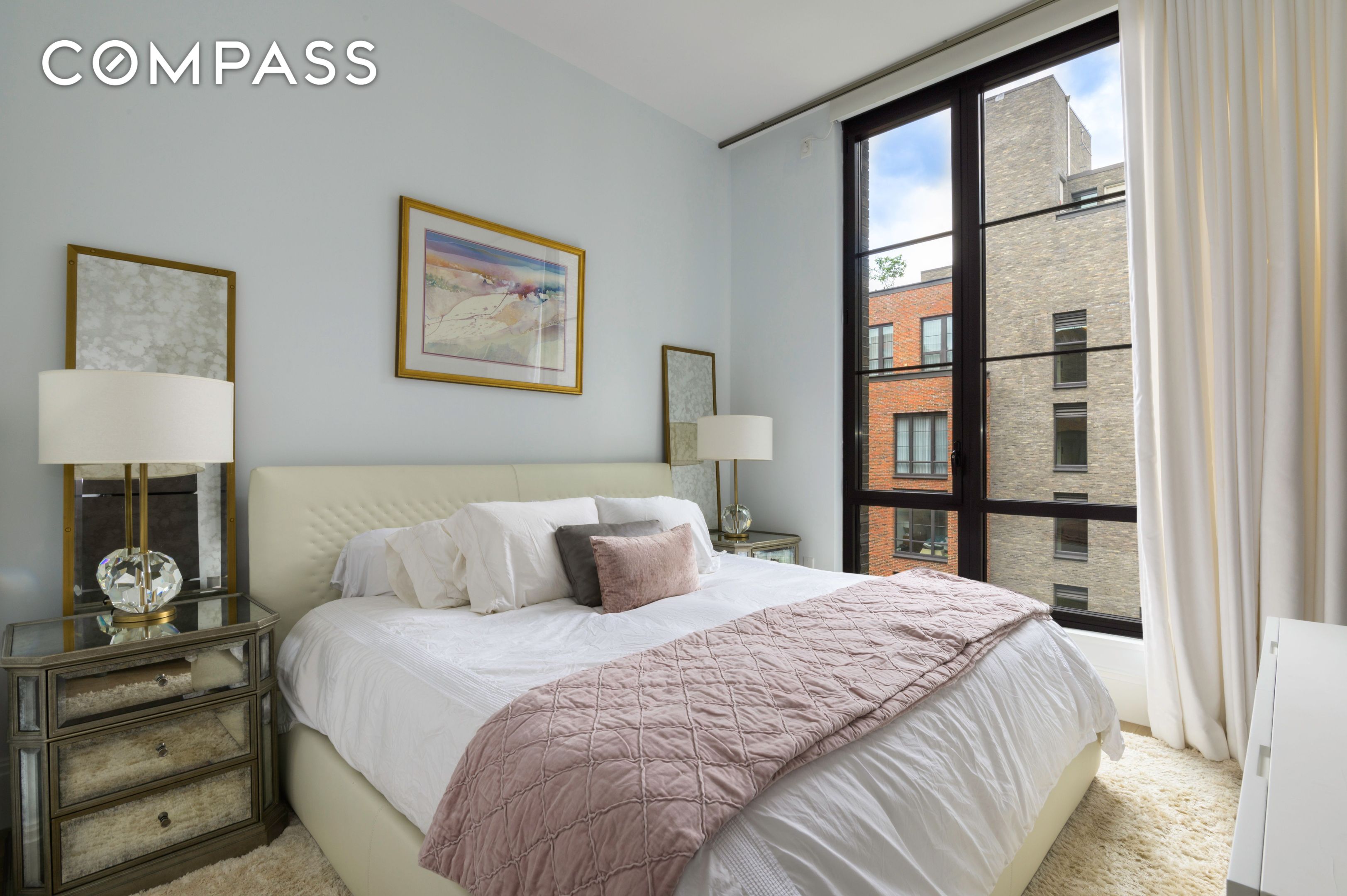 #4 photo, 438 E 12th Street, マンハッタン East Village , NY 10009