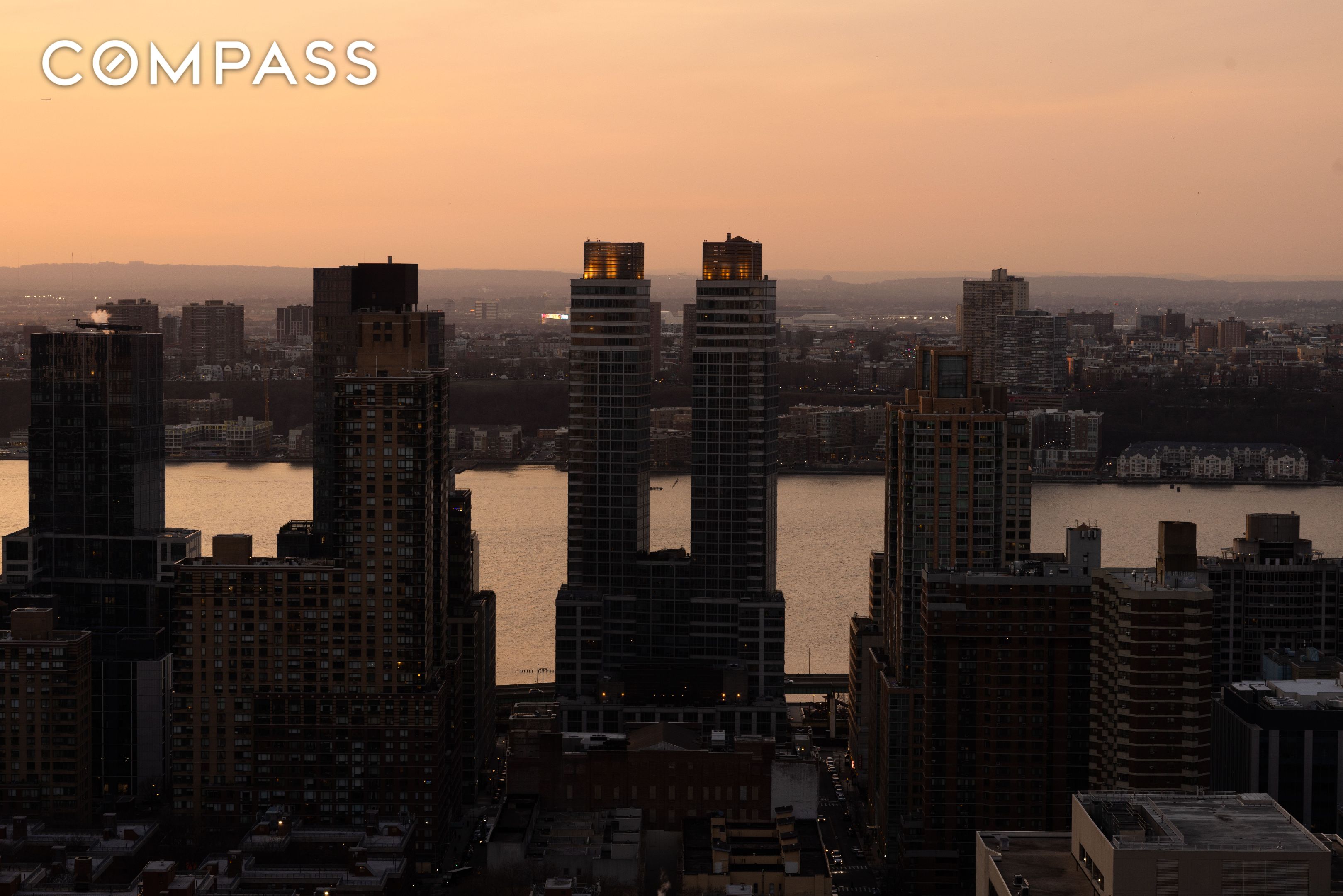 #8 photo, 20 W 64th Street, マンハッタン Upper West Side , NY 10023