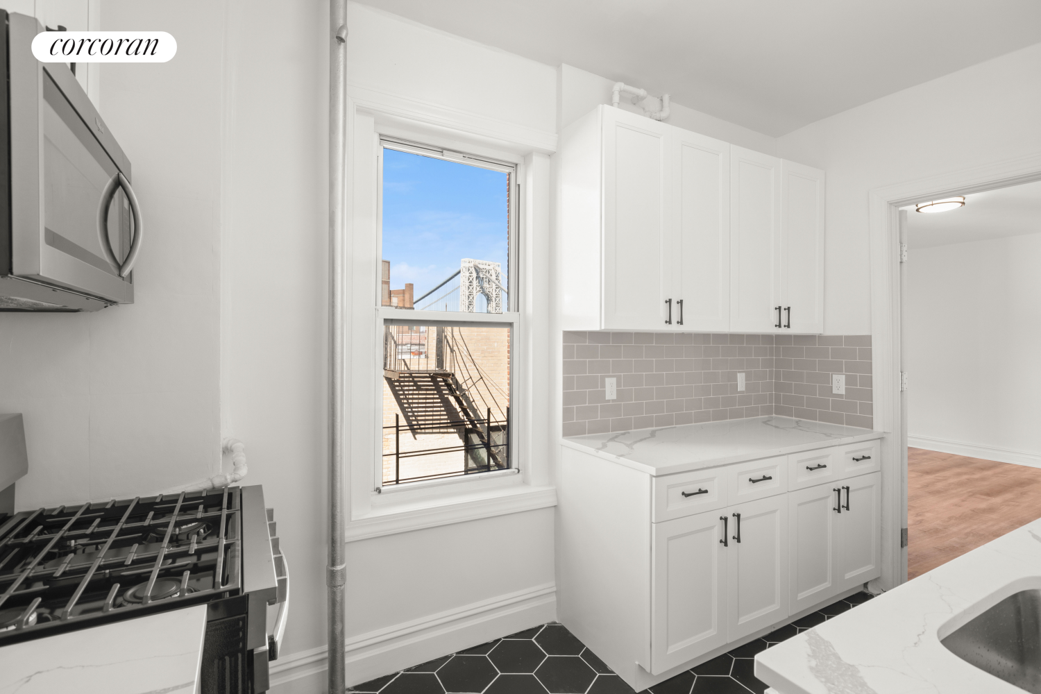 #5 photo, 720 W 173RD Street, マンハッタン Washington Heights , NY 10032