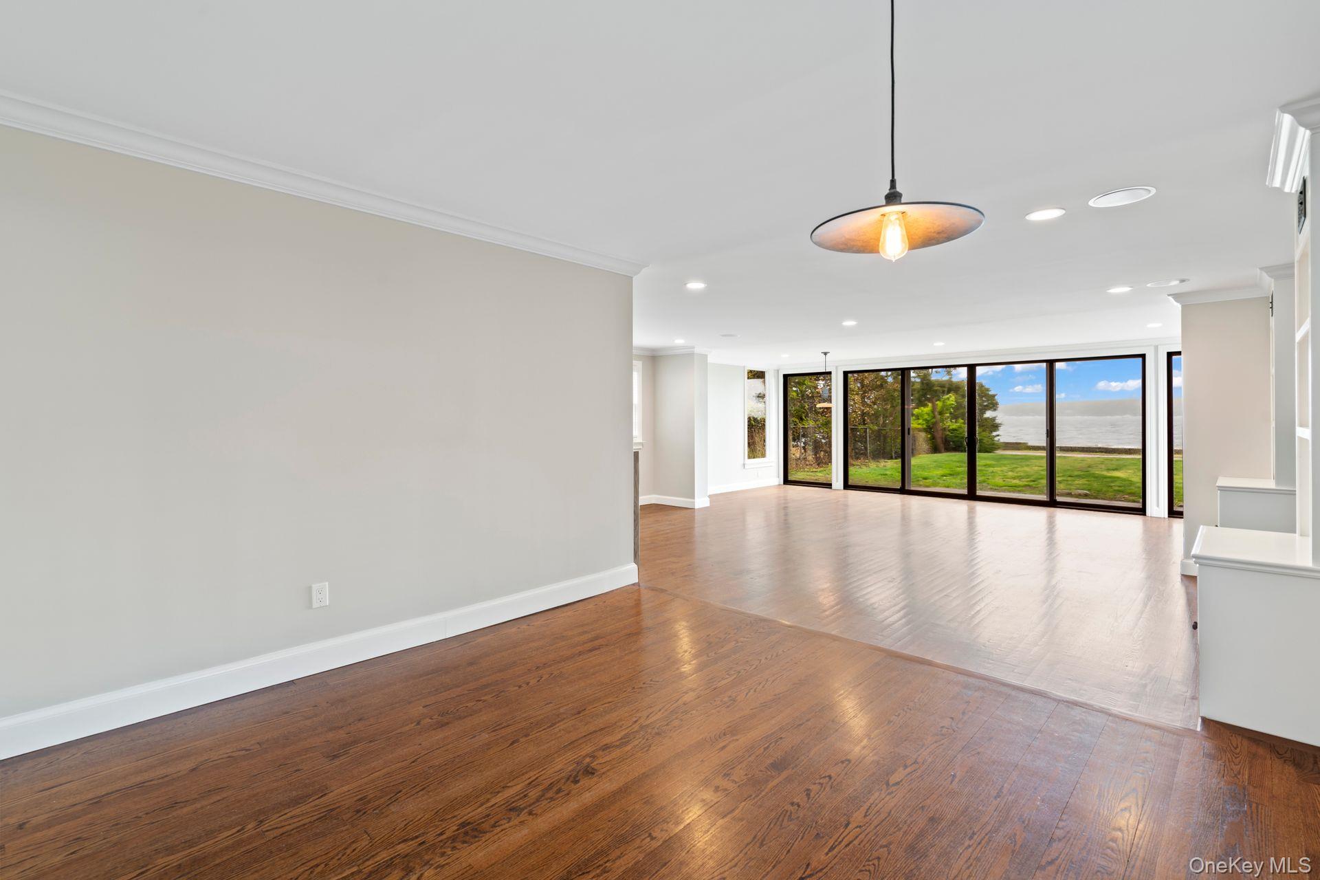 #9 photo, 145 Asharoken Avenue, サフォーク郡 Northport , NY 11768