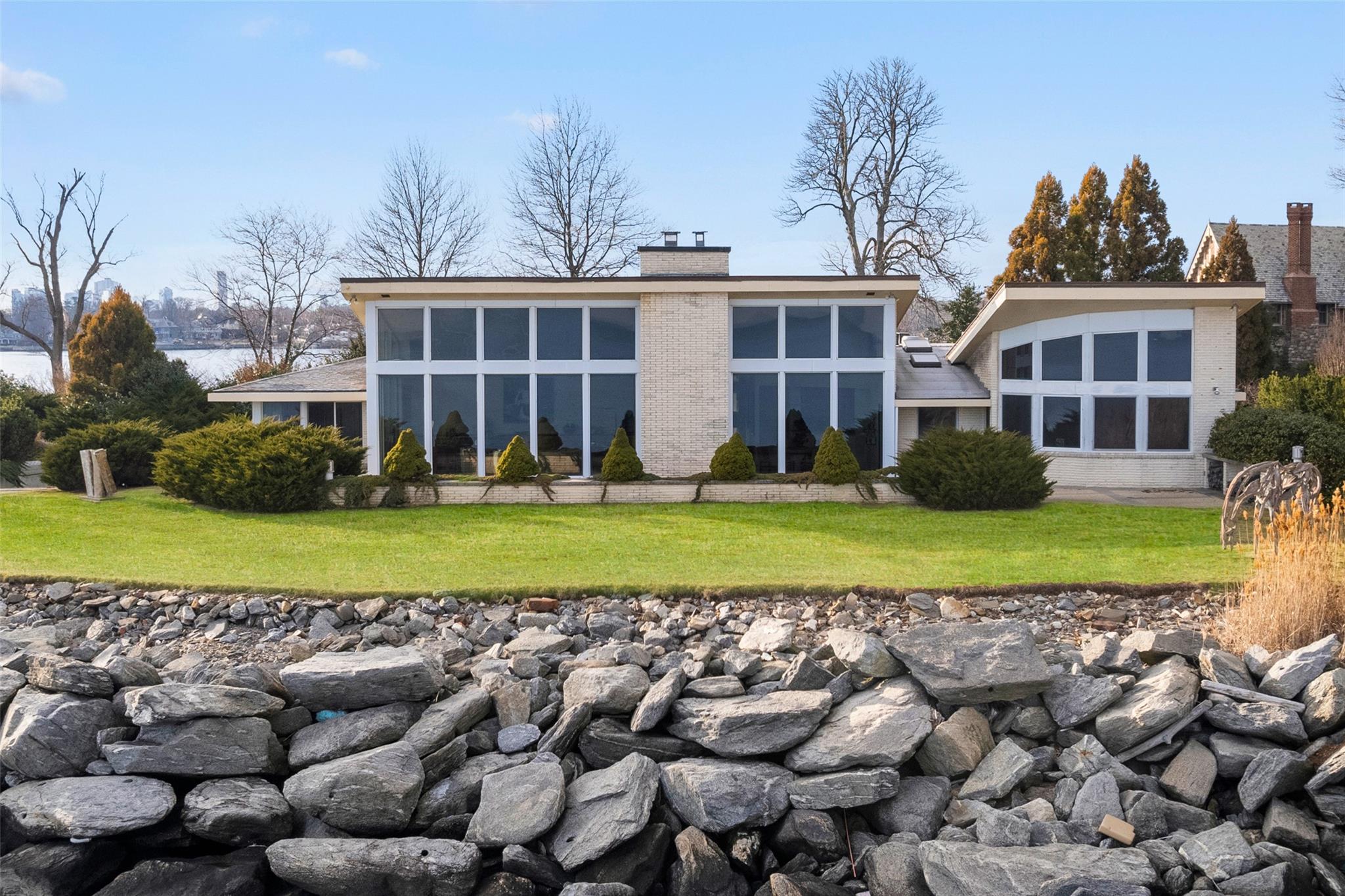 #2 photo, 1450 Flagler Drive, Mamaroneck , NY 10543