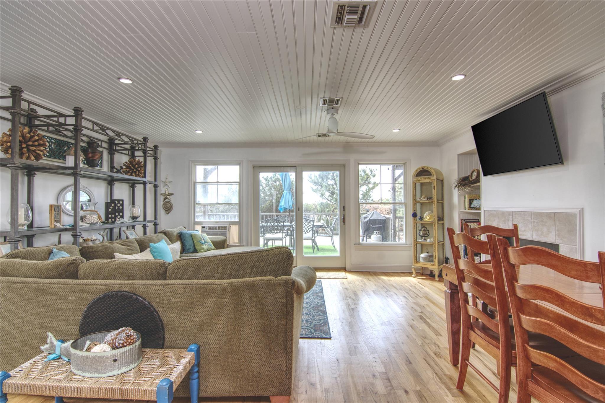 #10 photo, 301 Lewis Walk, サフォーク郡 Cherry Grove , NY 11782