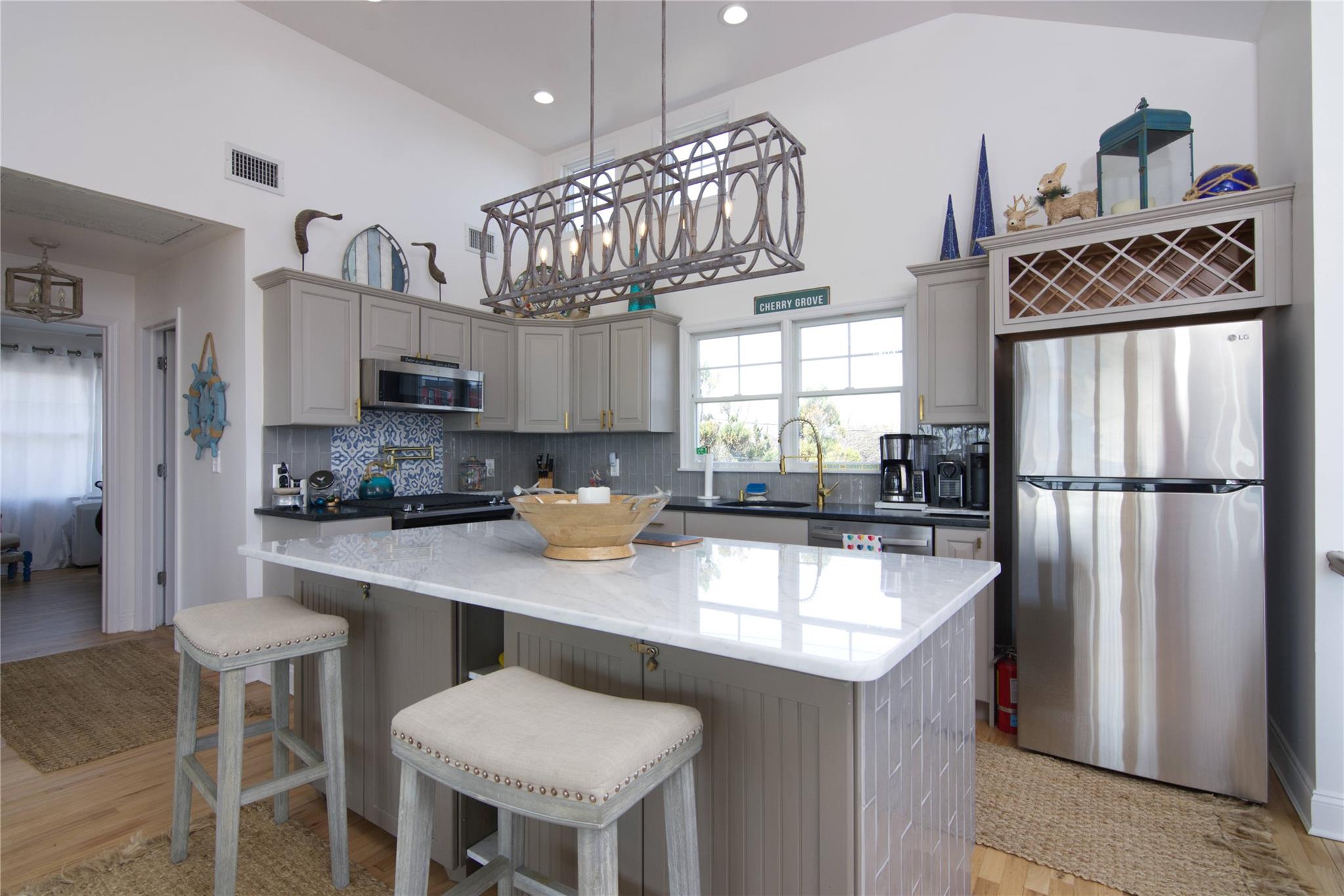 #19 photo, 301 Lewis Walk, サフォーク郡 Cherry Grove , NY 11782