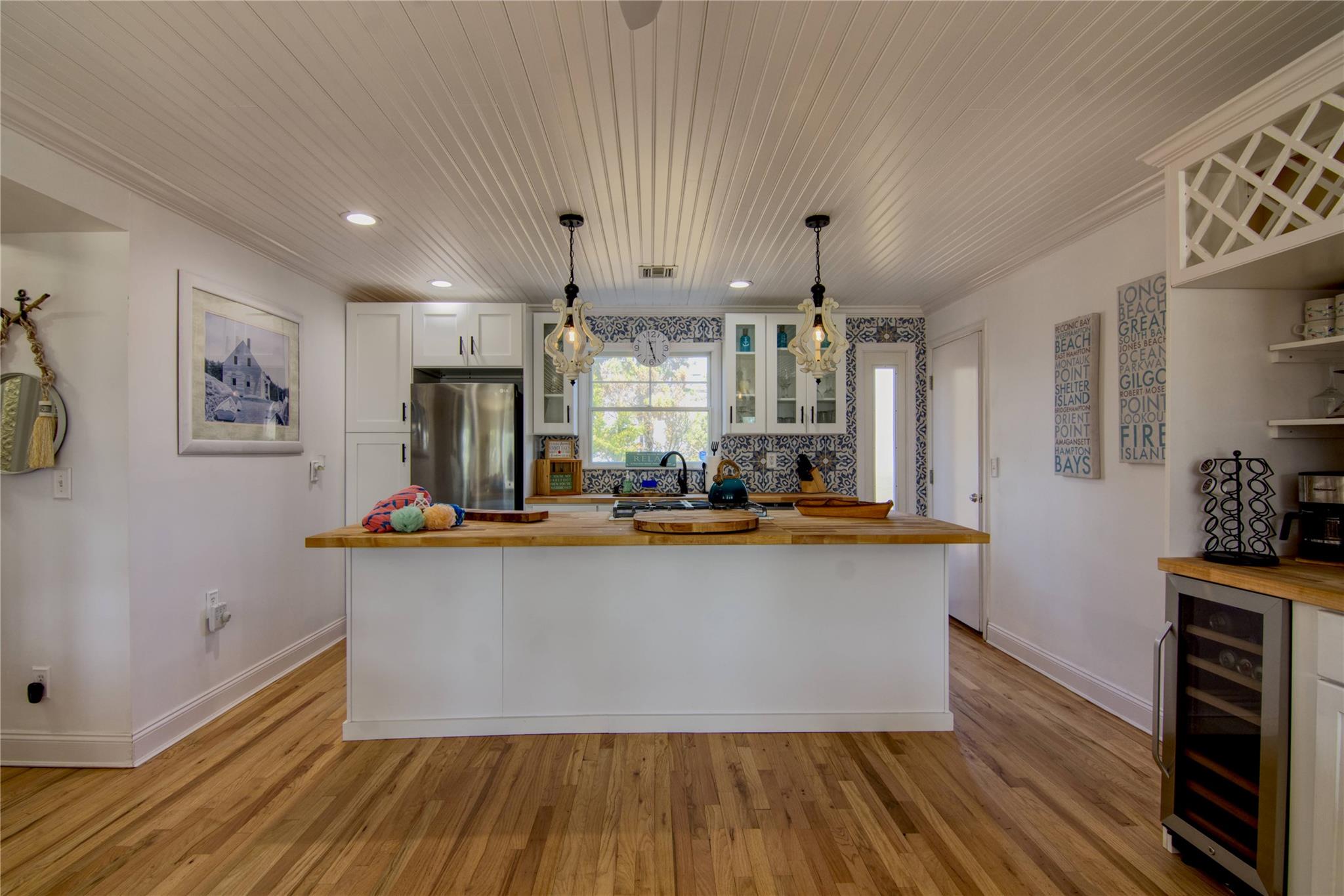 #8 photo, 301 Lewis Walk, サフォーク郡 Cherry Grove , NY 11782