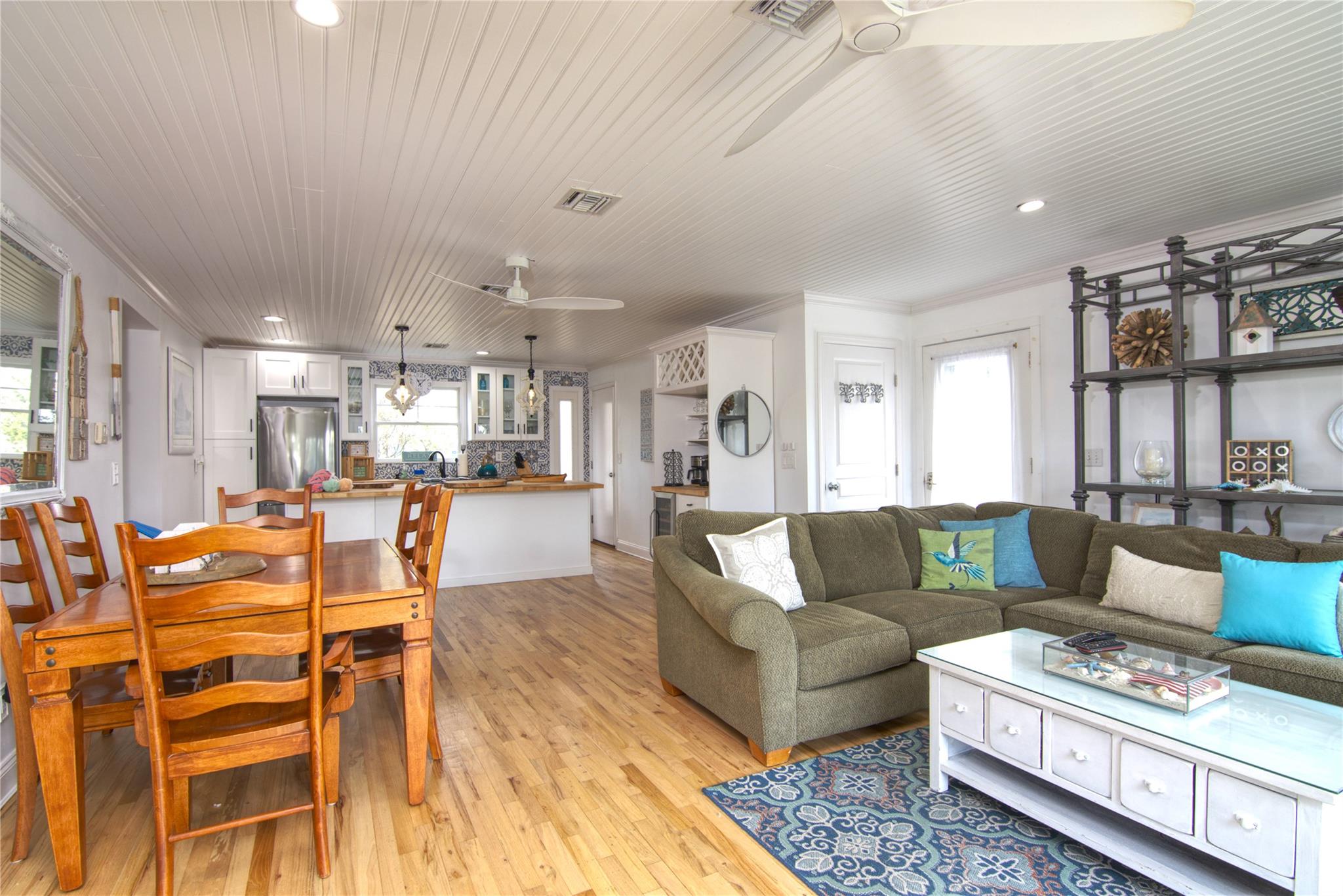 #9 photo, 301 Lewis Walk, サフォーク郡 Cherry Grove , NY 11782