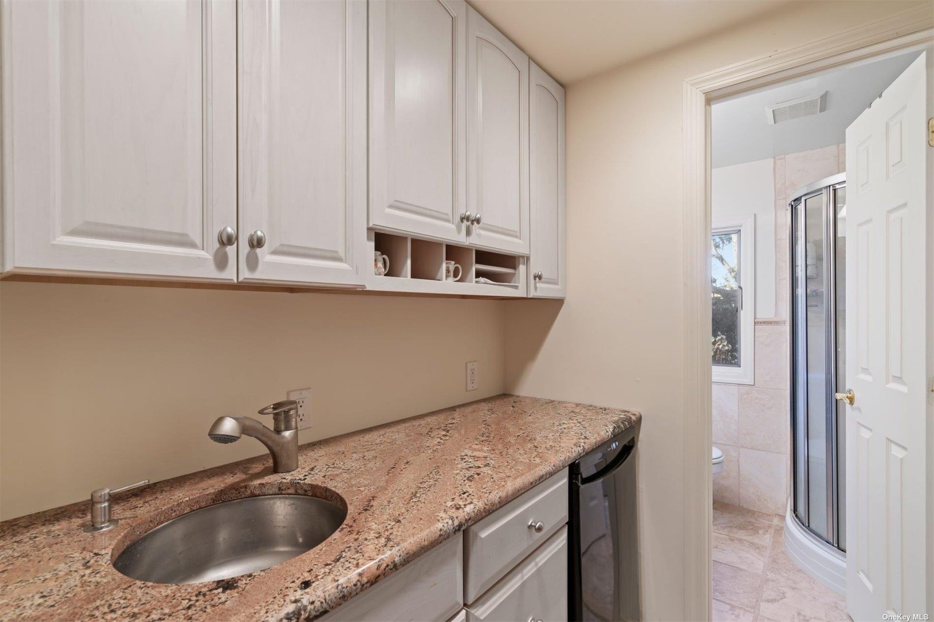 #9 photo, 10 Devon Place, サフォーク郡 Northport , NY 11768