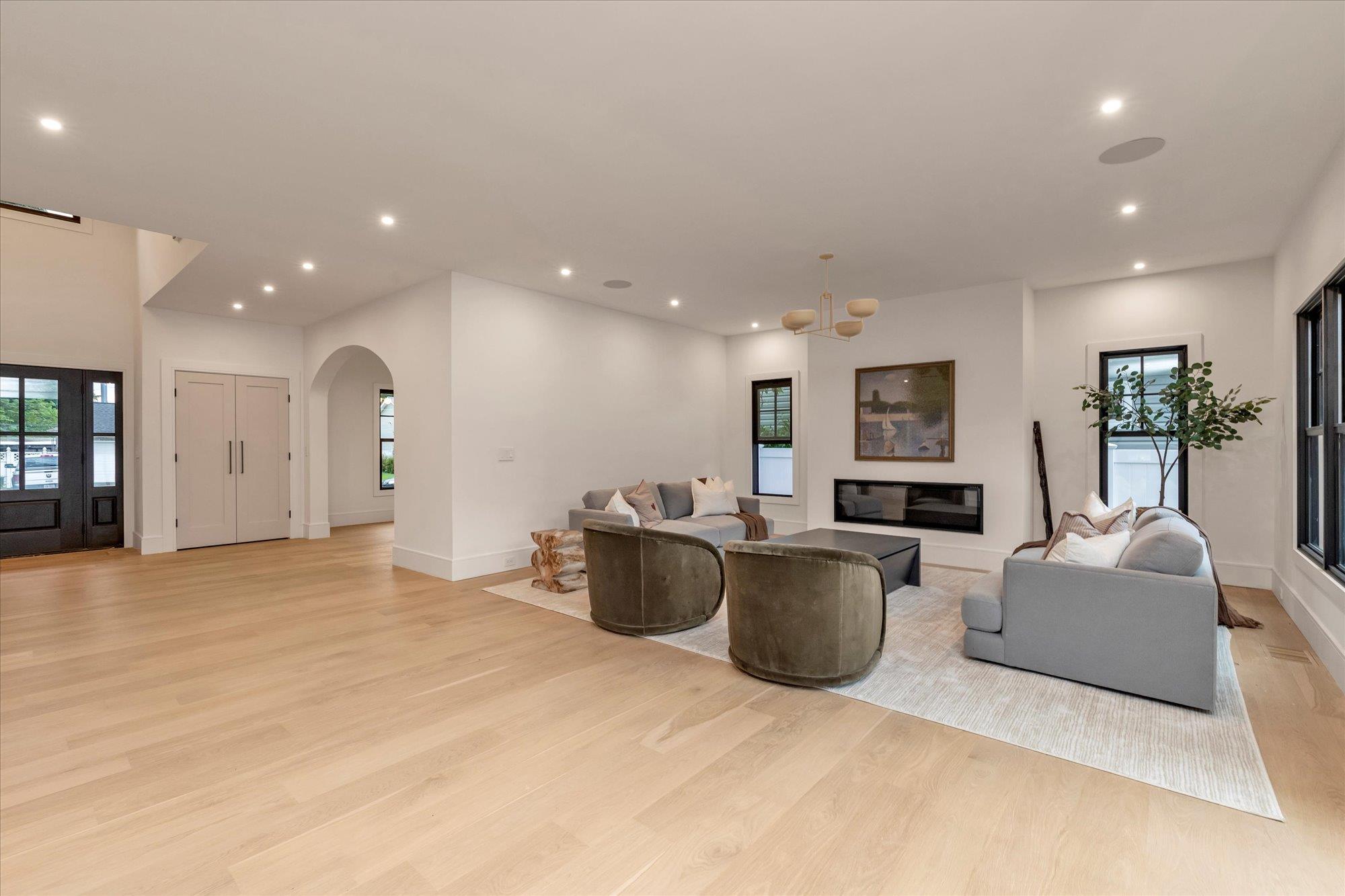 #3 photo, 1497 Carroll Street, Wantagh , NY 11793