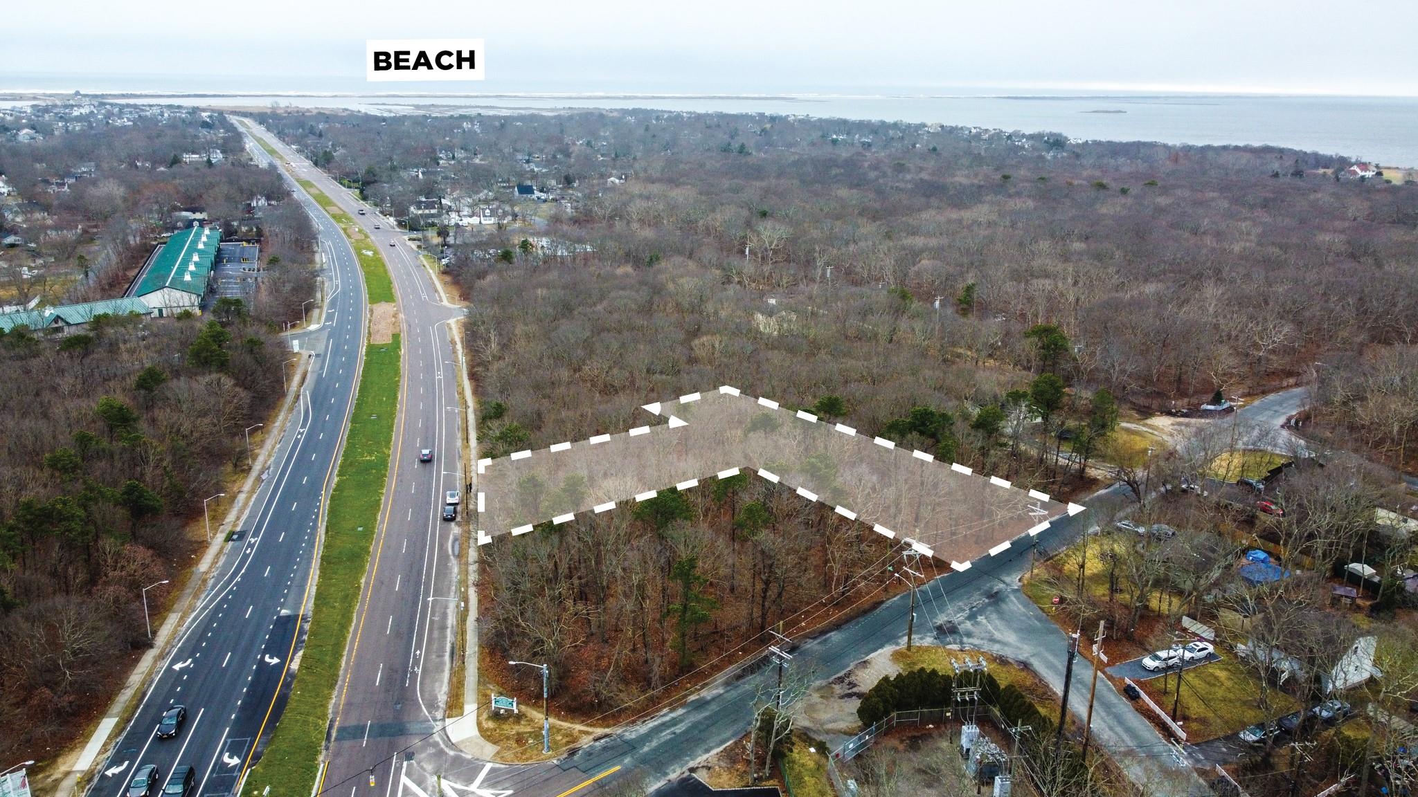 #2 photo, 8 & 11 William Floyd Parkway, サフォーク郡 Mastic , NY 11950