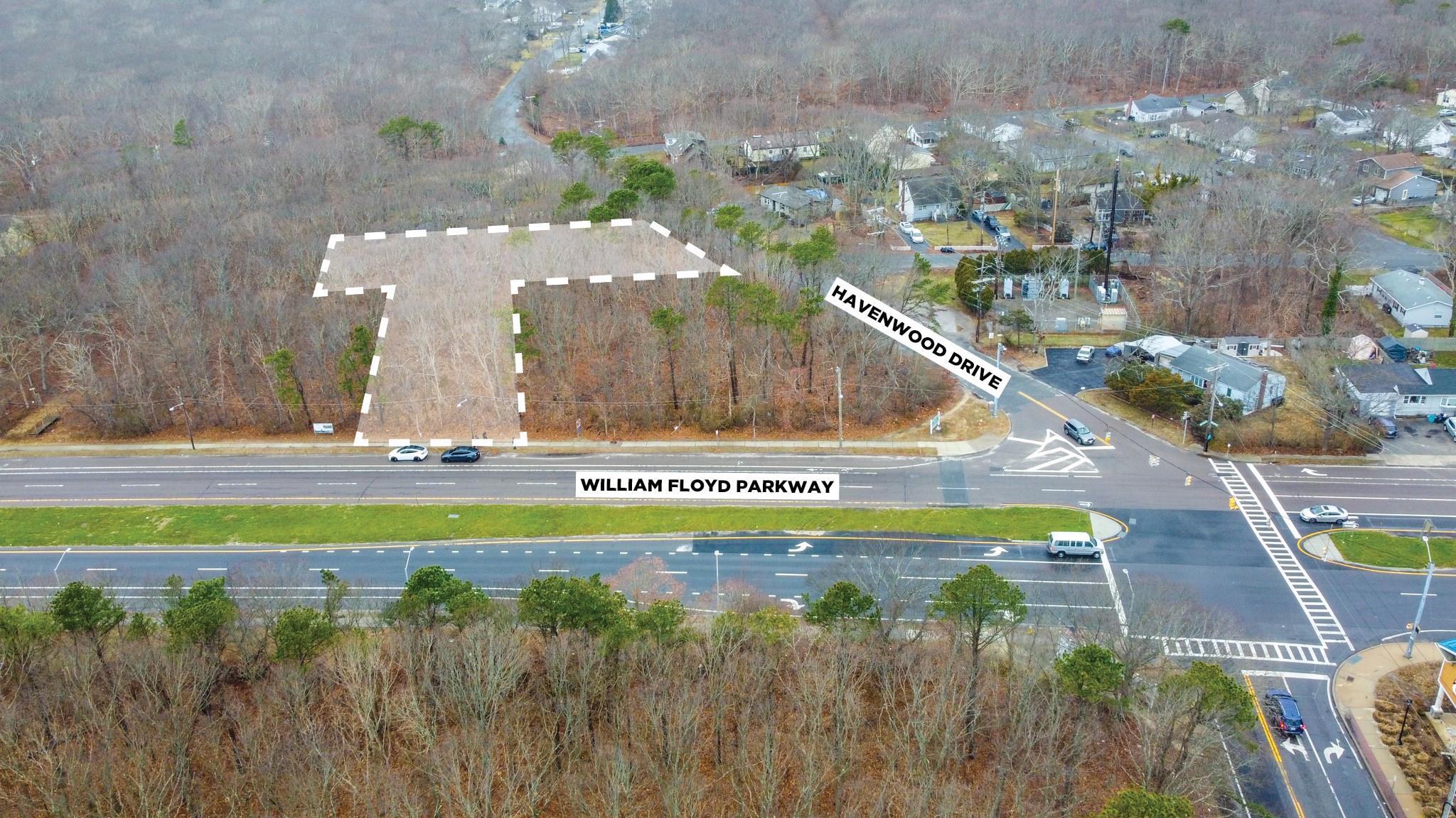 #8 photo, 8 & 11 William Floyd Parkway, サフォーク郡 Mastic , NY 11950