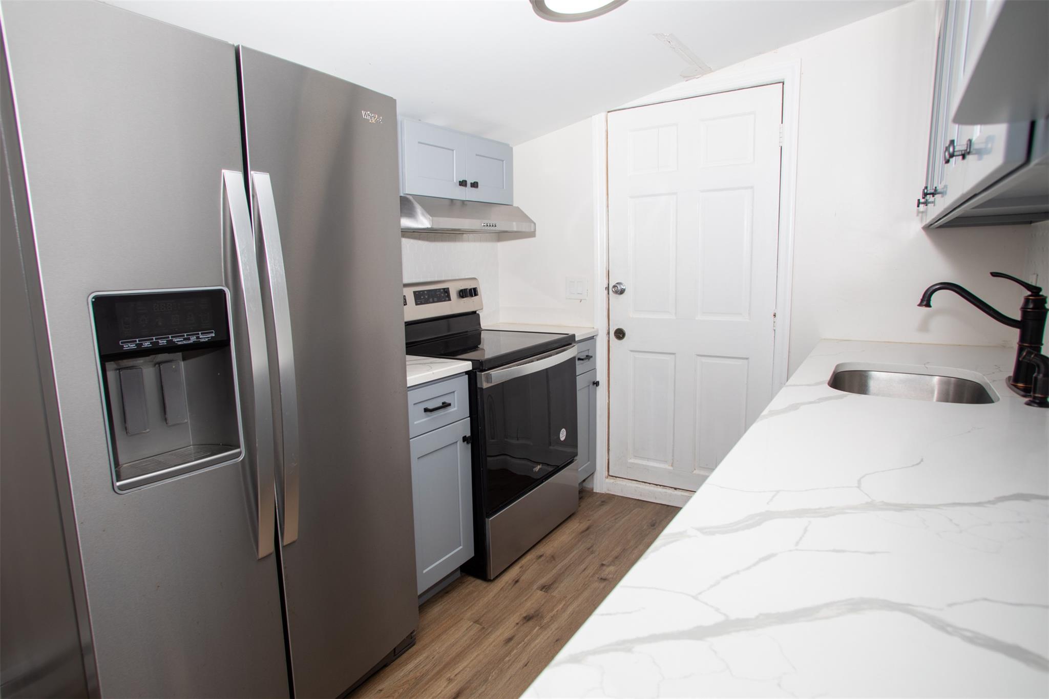 #11 photo, 4A Ralph Avenue, サフォーク郡 Brentwood , NY 11717