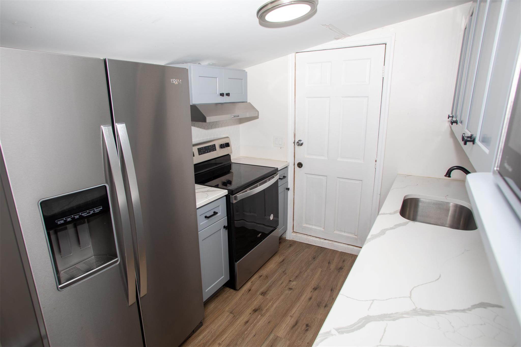 #12 photo, 4A Ralph Avenue, サフォーク郡 Brentwood , NY 11717