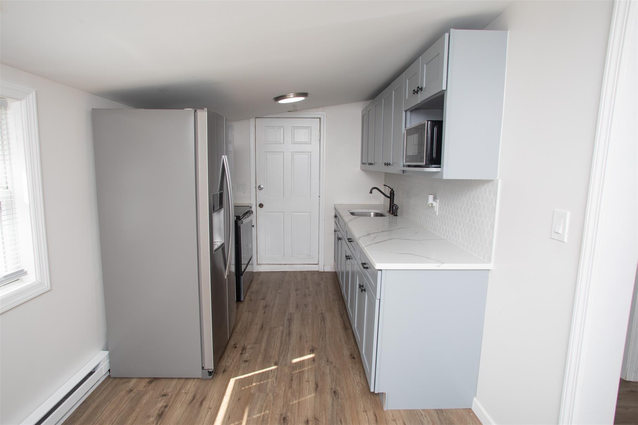 #8 photo, 4A Ralph Avenue, サフォーク郡 Brentwood , NY 11717