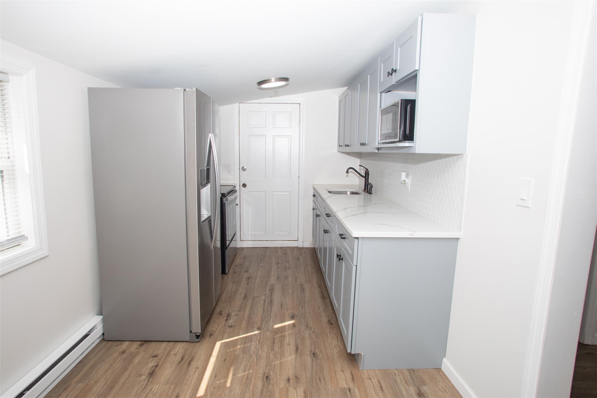 #9 photo, 4A Ralph Avenue, サフォーク郡 Brentwood , NY 11717