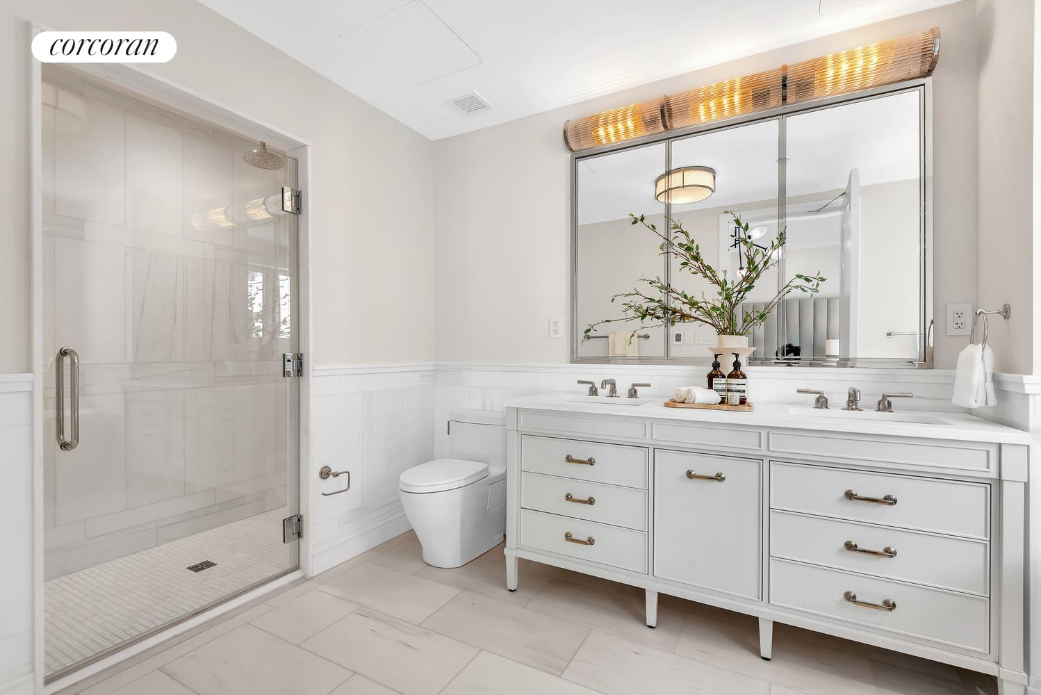 #8 photo, 250 W 81ST Street, マンハッタン Upper West Side , NY 10024