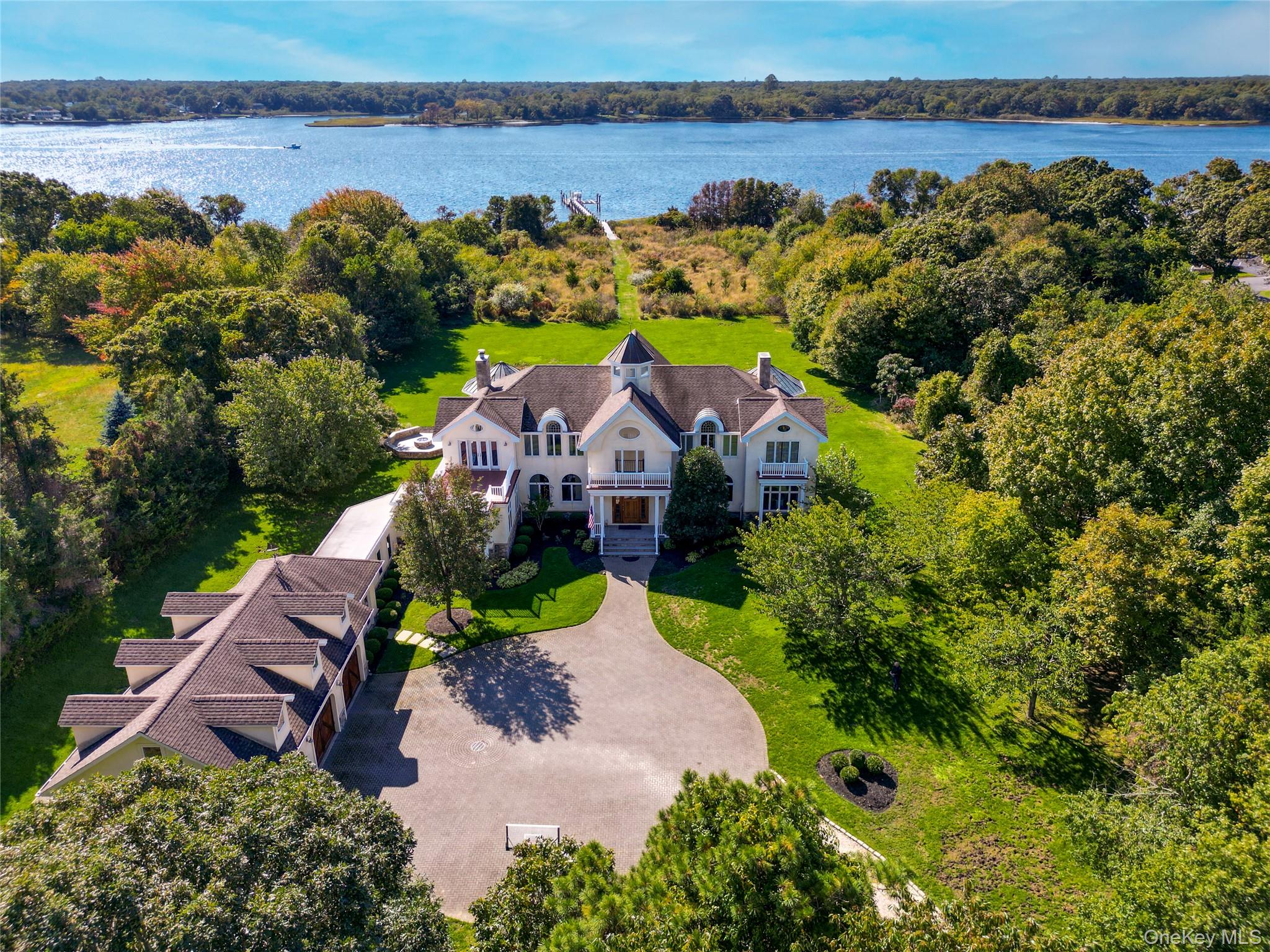 #3 photo, 22 Old Neck Road, サフォーク郡 Center Moriches , NY 11934