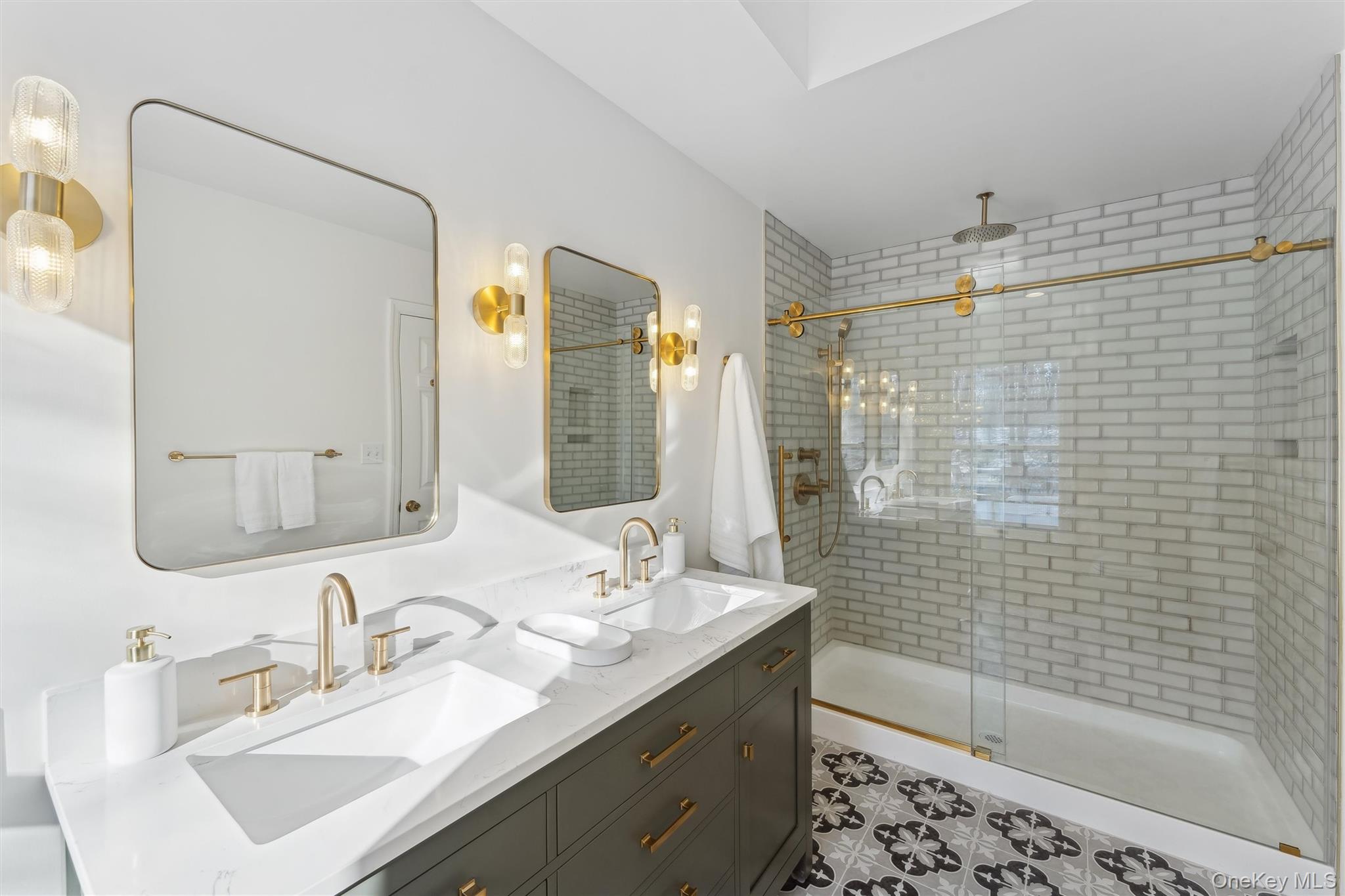 #15 photo, 14 Hildreth Road, サフォーク郡 Hampton Bays , NY 11946