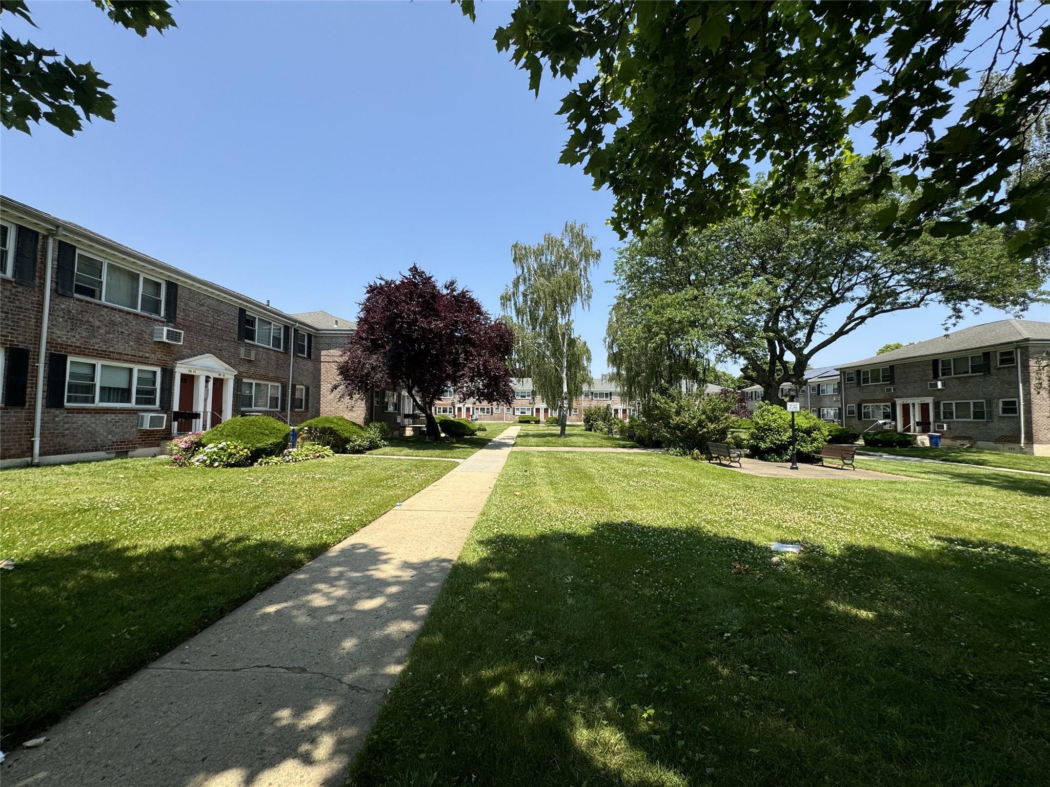 #12 photo, 150-35 70th Rd, Flushing , NY 11367