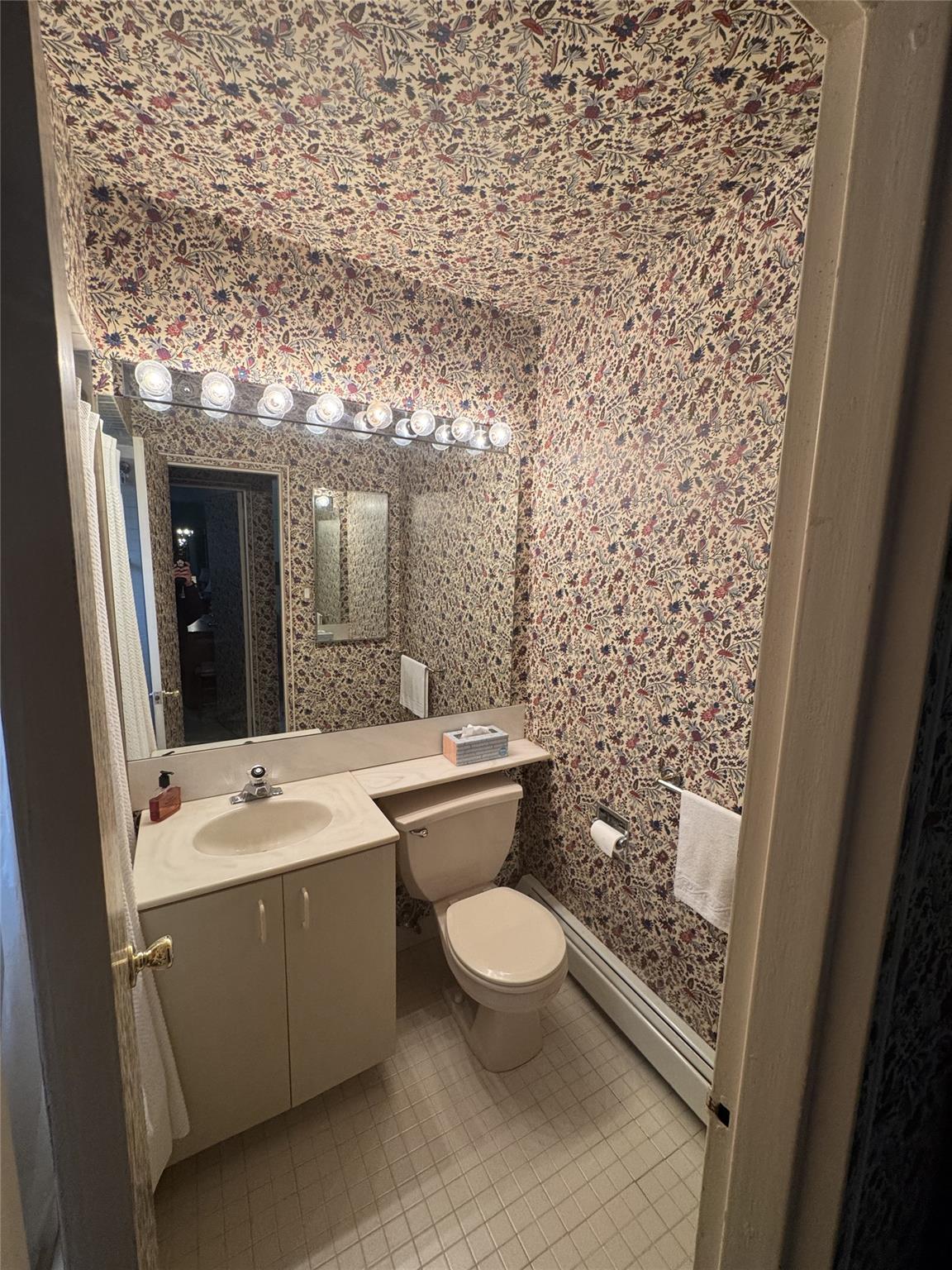 #8 photo, 150-35 70th Rd, Flushing , NY 11367