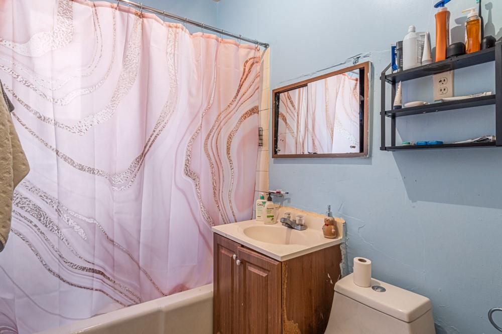 #19 photo, 8003 32nd Avenue, קווינס East Elmhurst , NY 11370