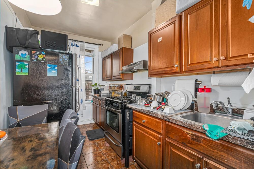 #8 photo, 8003 32nd Avenue, קווינס East Elmhurst , NY 11370