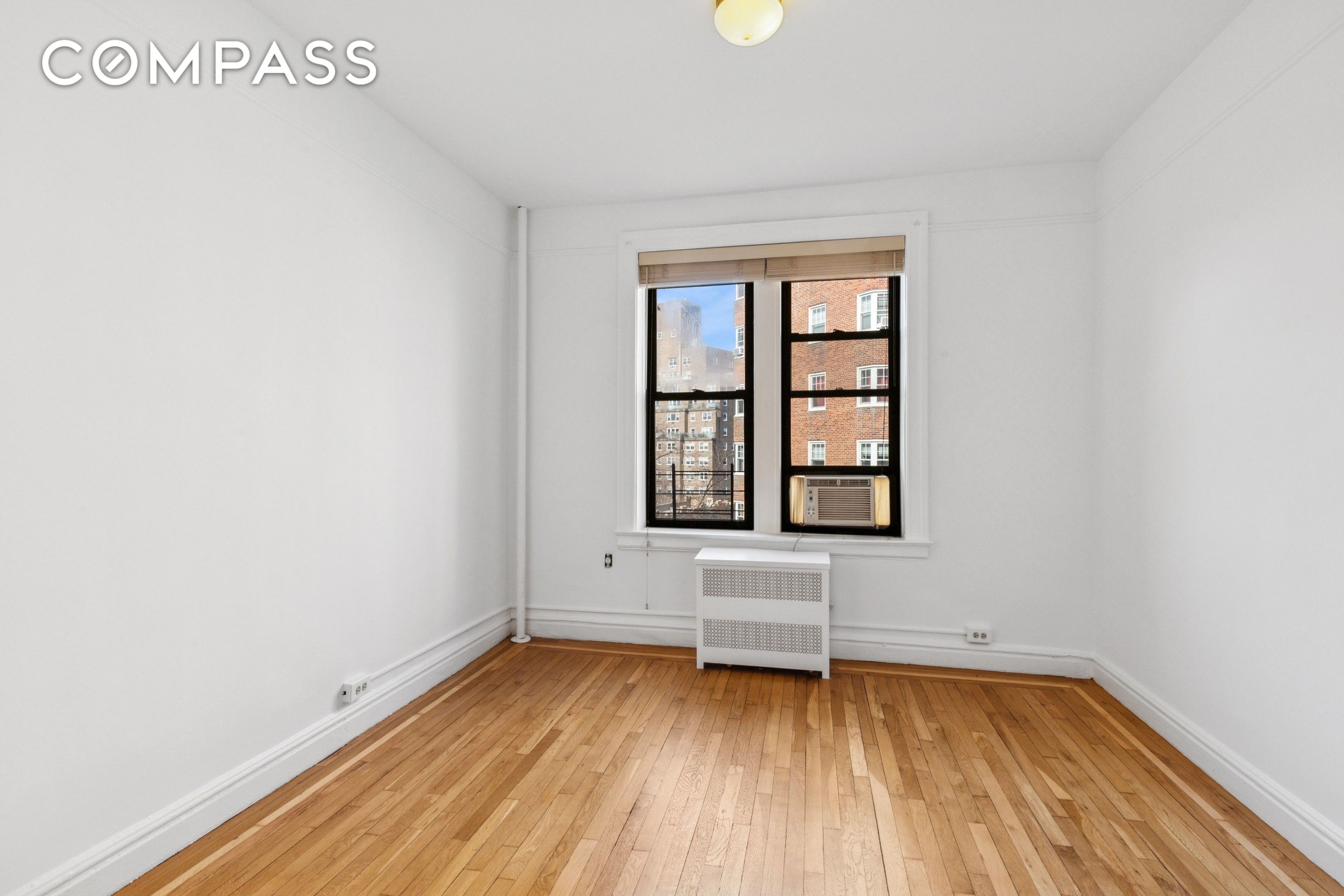 #15 photo, 115 Cabrini Boulevard, マンハッタン Hudson Heights , NY 10033