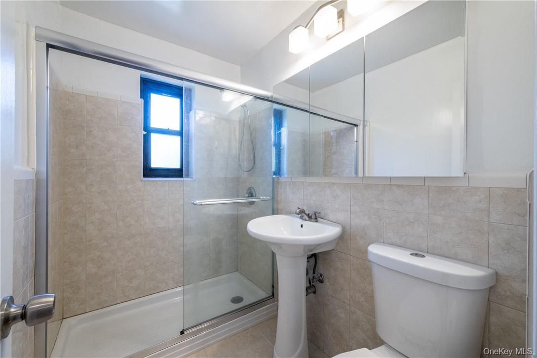 #12 photo, 50 White Oak Street, New Rochelle , NY 10801