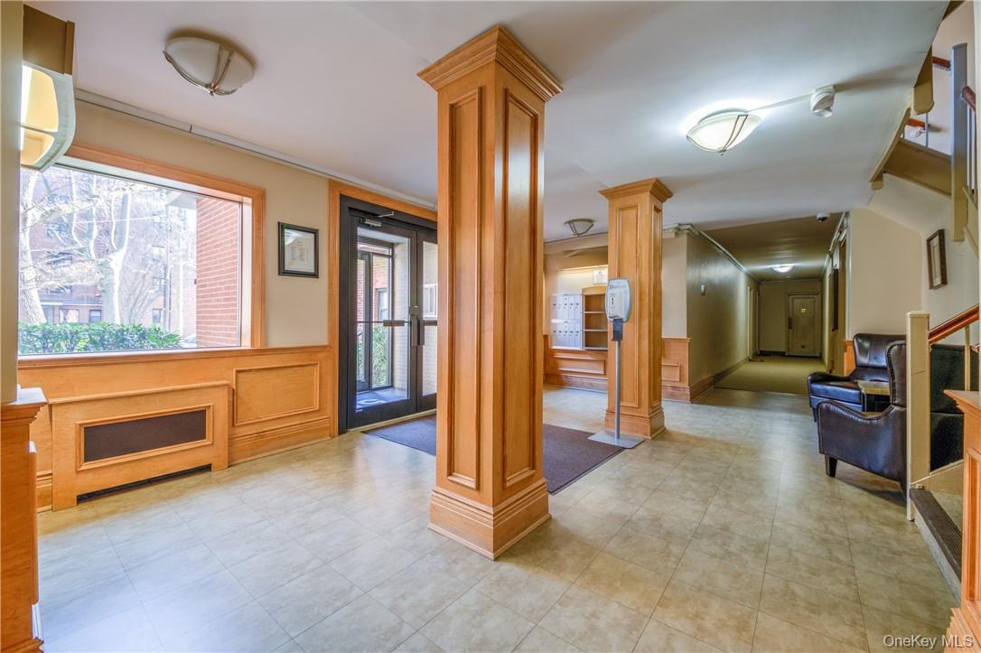 #3 photo, 50 White Oak Street, New Rochelle , NY 10801