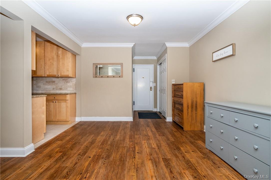 #4 photo, 50 White Oak Street, New Rochelle , NY 10801