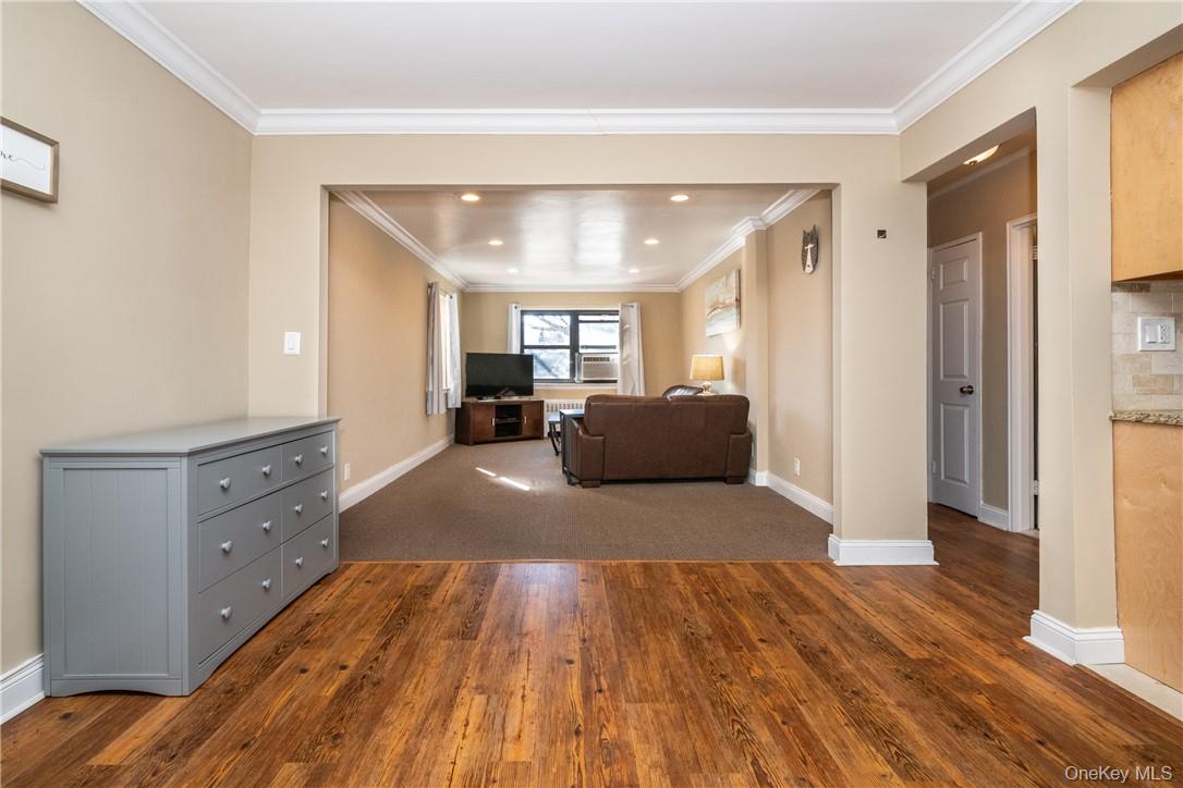 #6 photo, 50 White Oak Street, New Rochelle , NY 10801