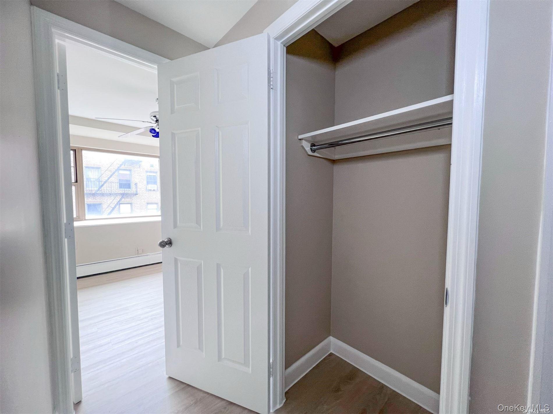 #12 photo, 83-75 117th Street, クイーンズ区 Kew Gardens , NY 11418