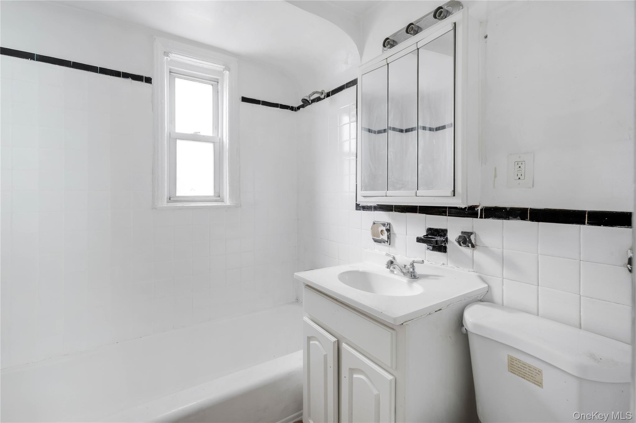 #7 photo, 3701 Neptune Avenue, ブルックリン区 Brooklyn , NY 11224