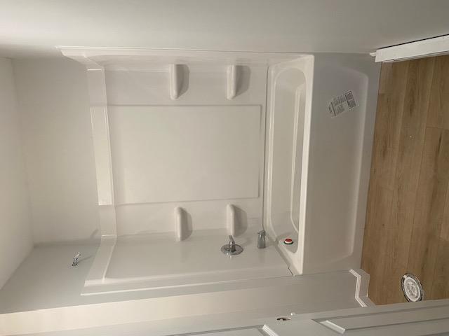 #8 photo, 960 Violet Avenue, Hyde Park , NY 12538