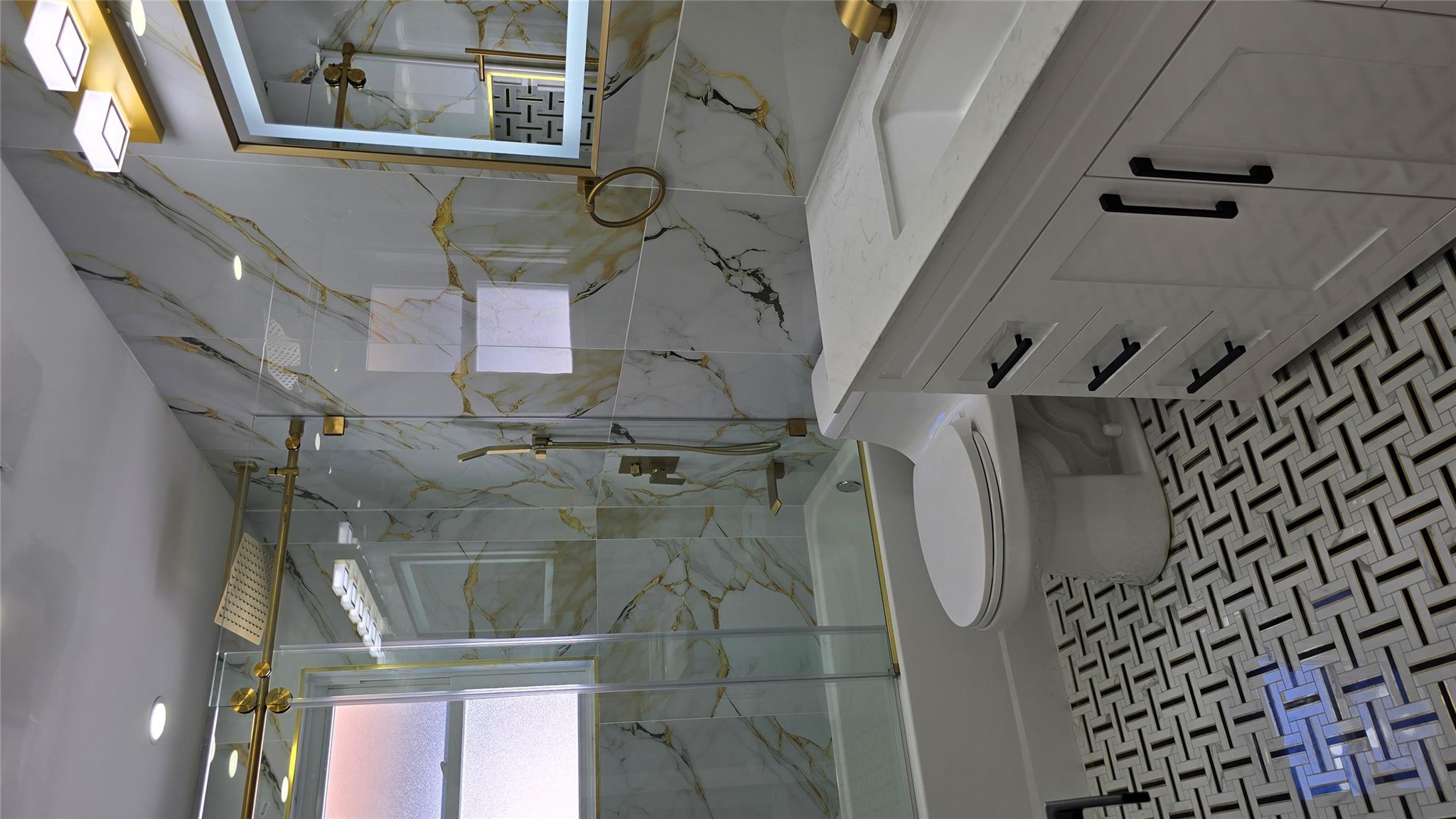 #10 photo, 105-13 171st Street, Jamaica , NY 11433